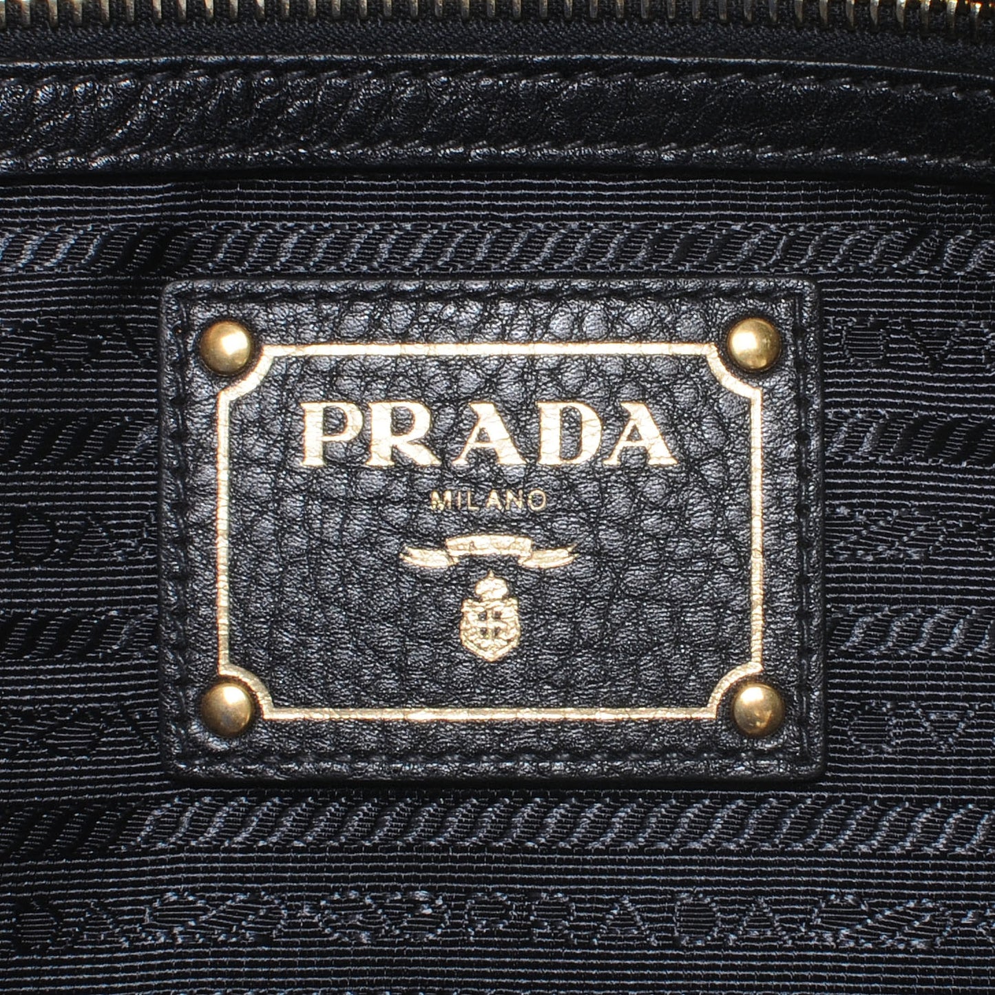 Vitello Daino Tote Black