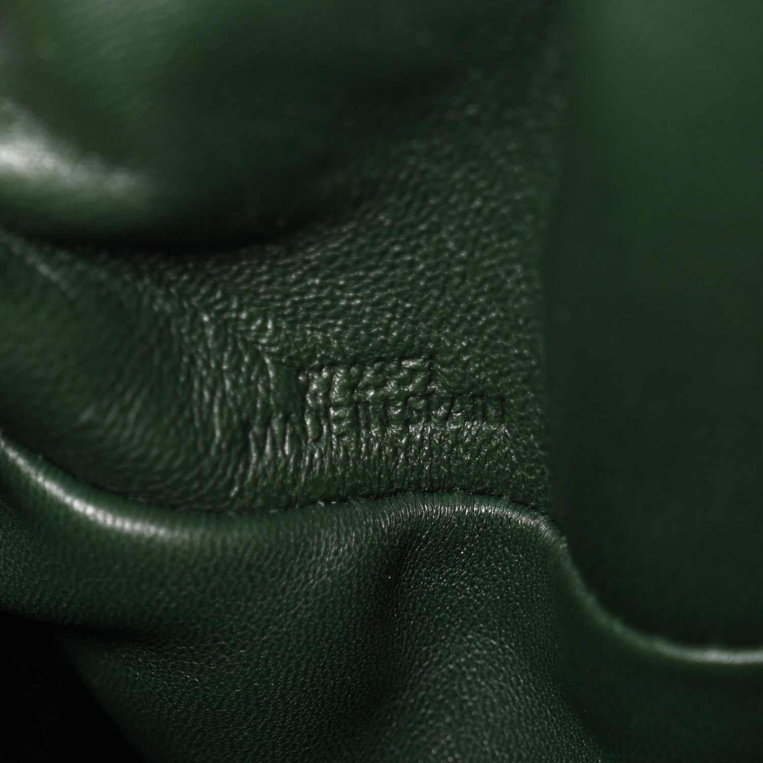 Loewe Calfskin Quilted Flamenco Knot Clutch Verde 7 of 10