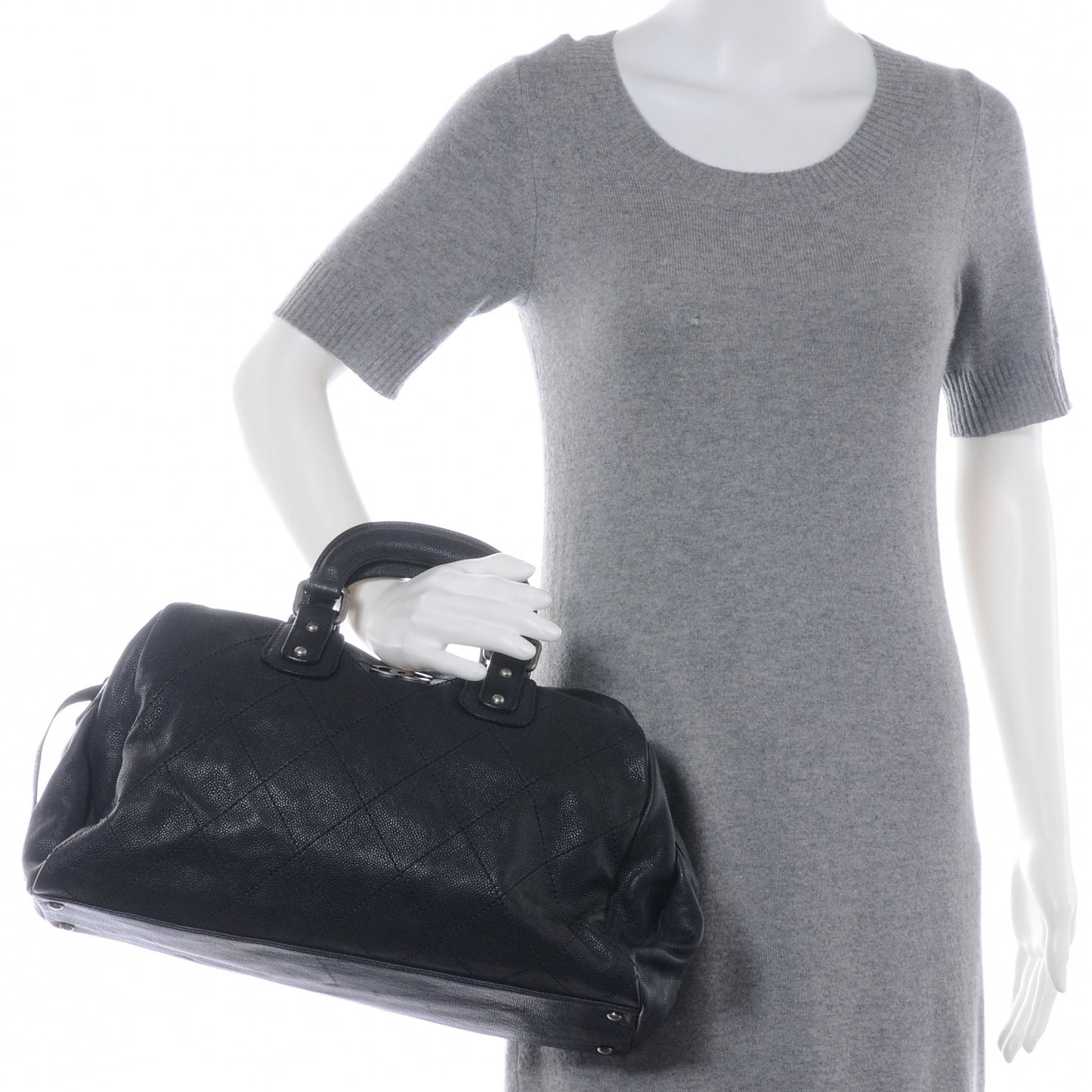 Caviar Outdoor Ligne Doctor Black