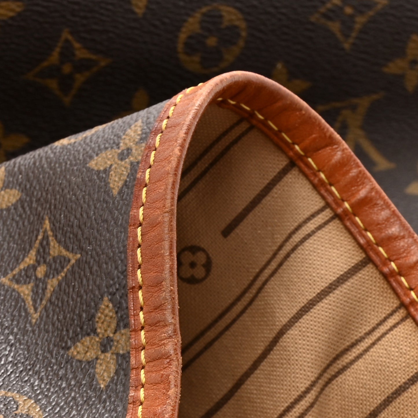 Monogram Delightful MM