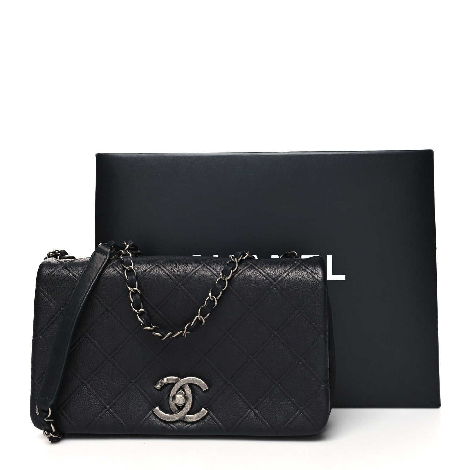 Chanel Calfskin Diamond Embossed New Chic Flap Black 11 of 11