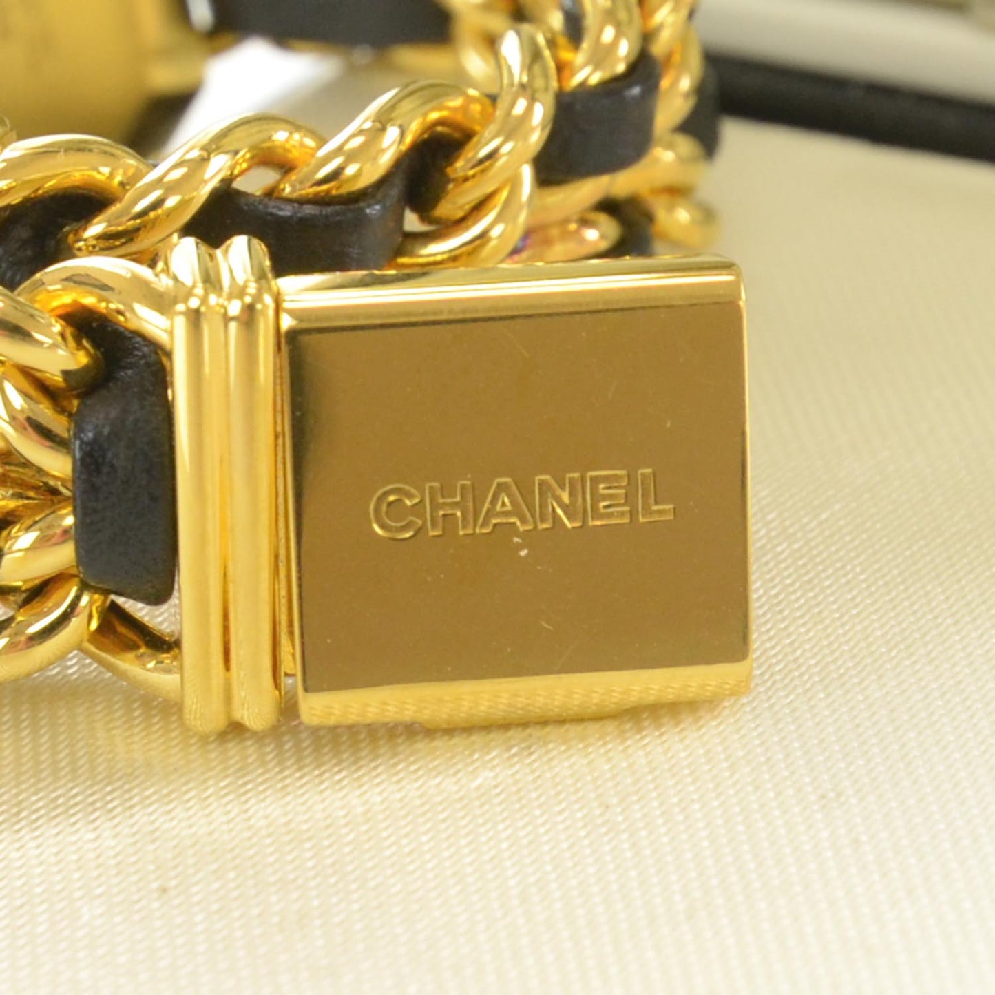 Stainless Steel Lambskin 20mm Chain Premiere Quartz Watch Gold M