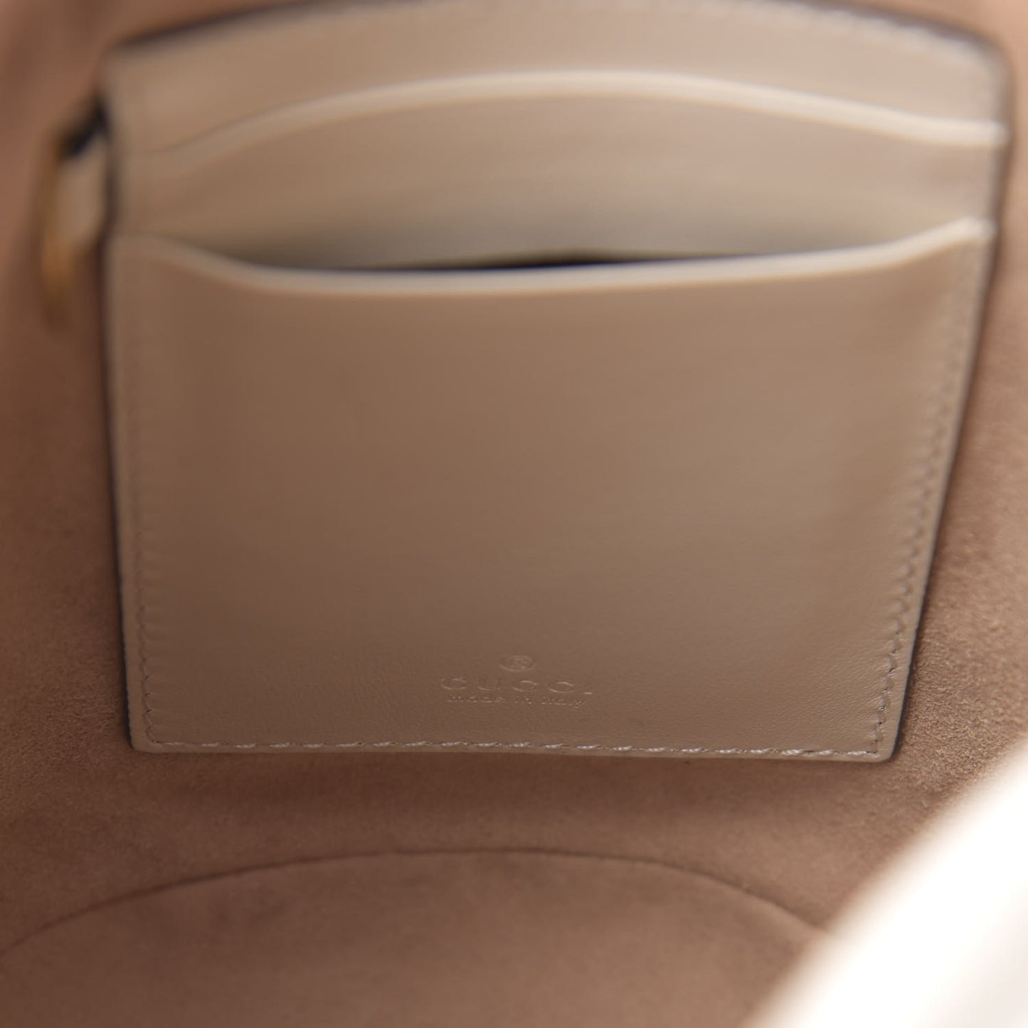 Calfskin Matelasse Mini GG Marmont 2.0 Bucket Bag White