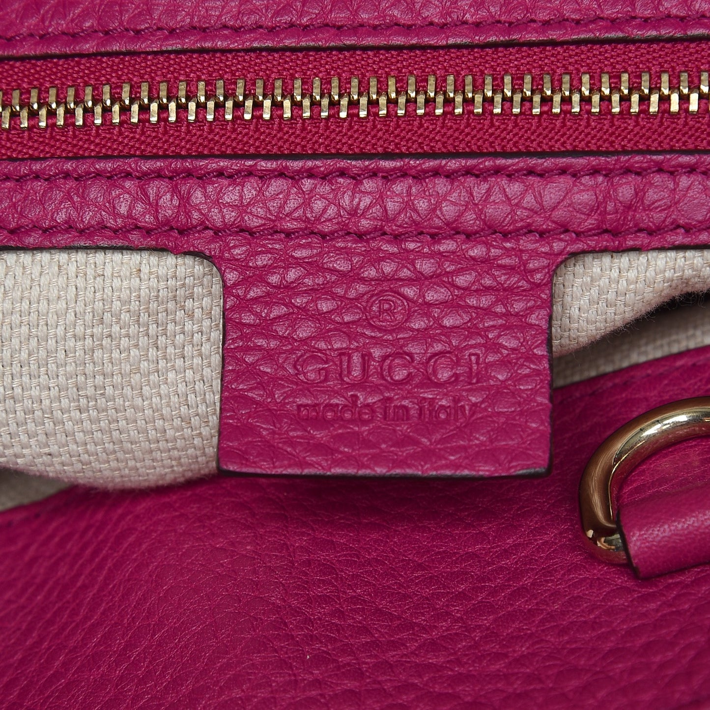 Cellarius Calfskin Medium Soho Chain Shoulder Bag Bright Bouganville
