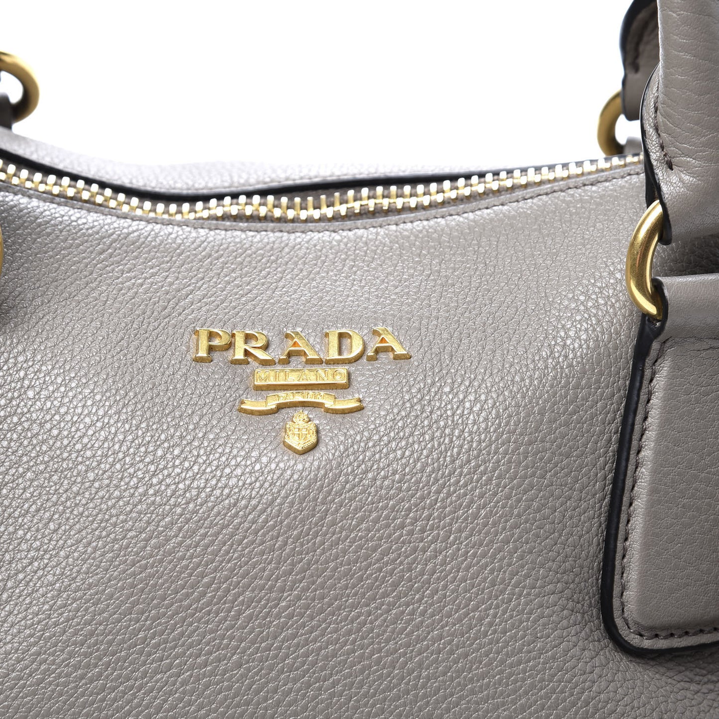 Vitello Phenix Shoulder Bag Argilla