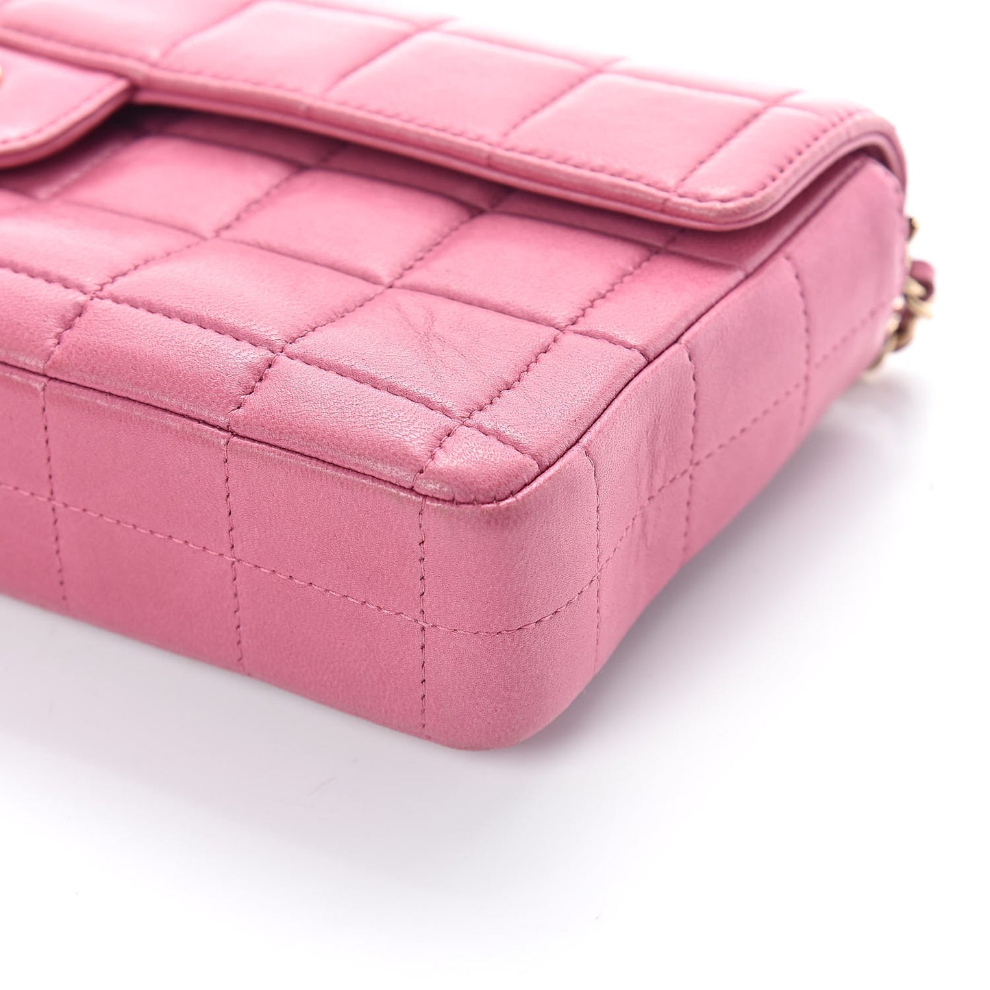 Lambskin East West Chocolate Bar Flap Pink