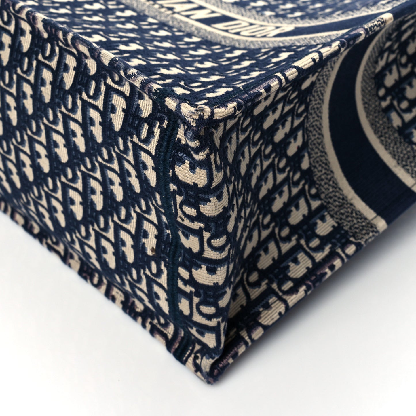 Oblique Book Tote Blue Multicolor