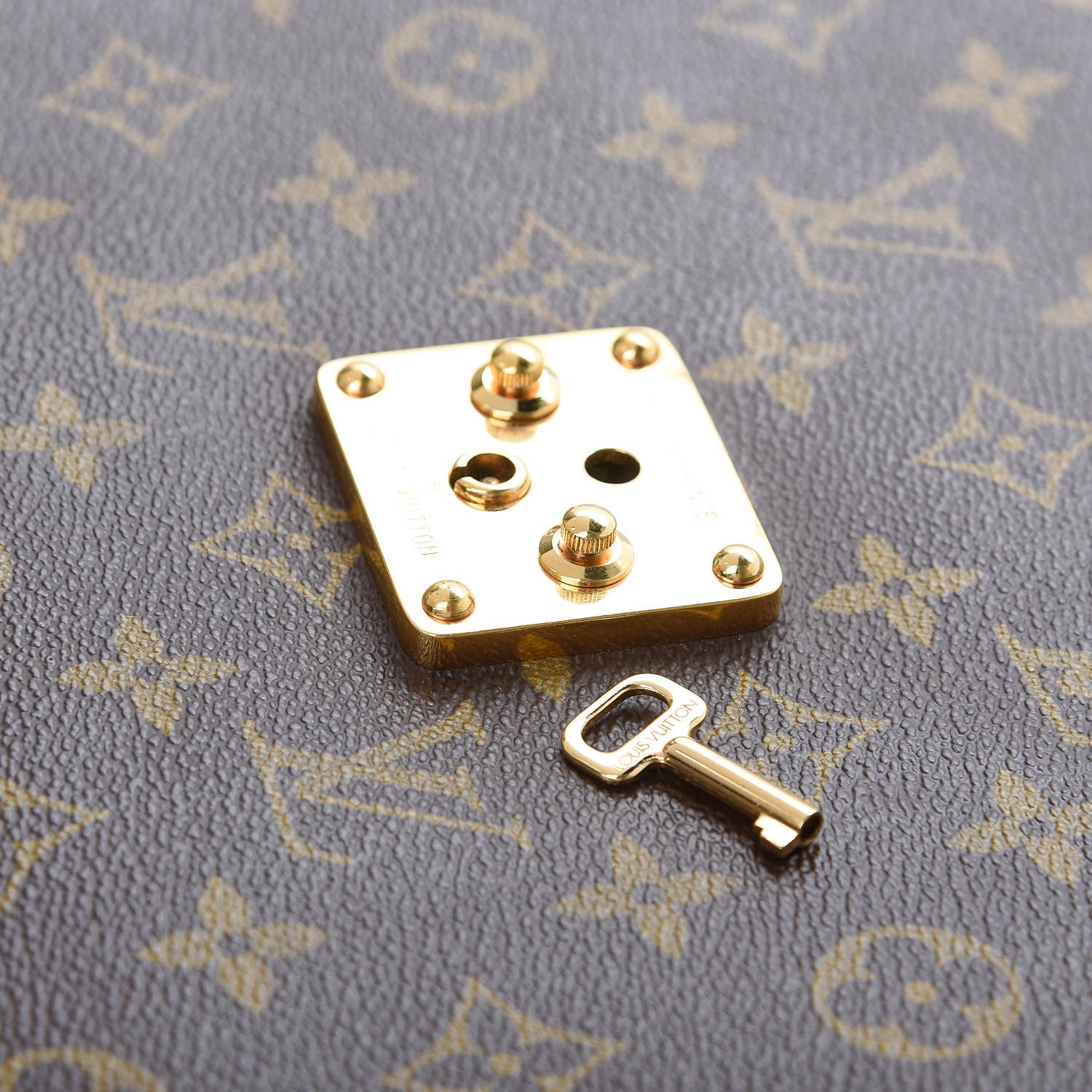Louis Vuitton Monogram Porte-Documents Senateur Document Holder 12 of 12
