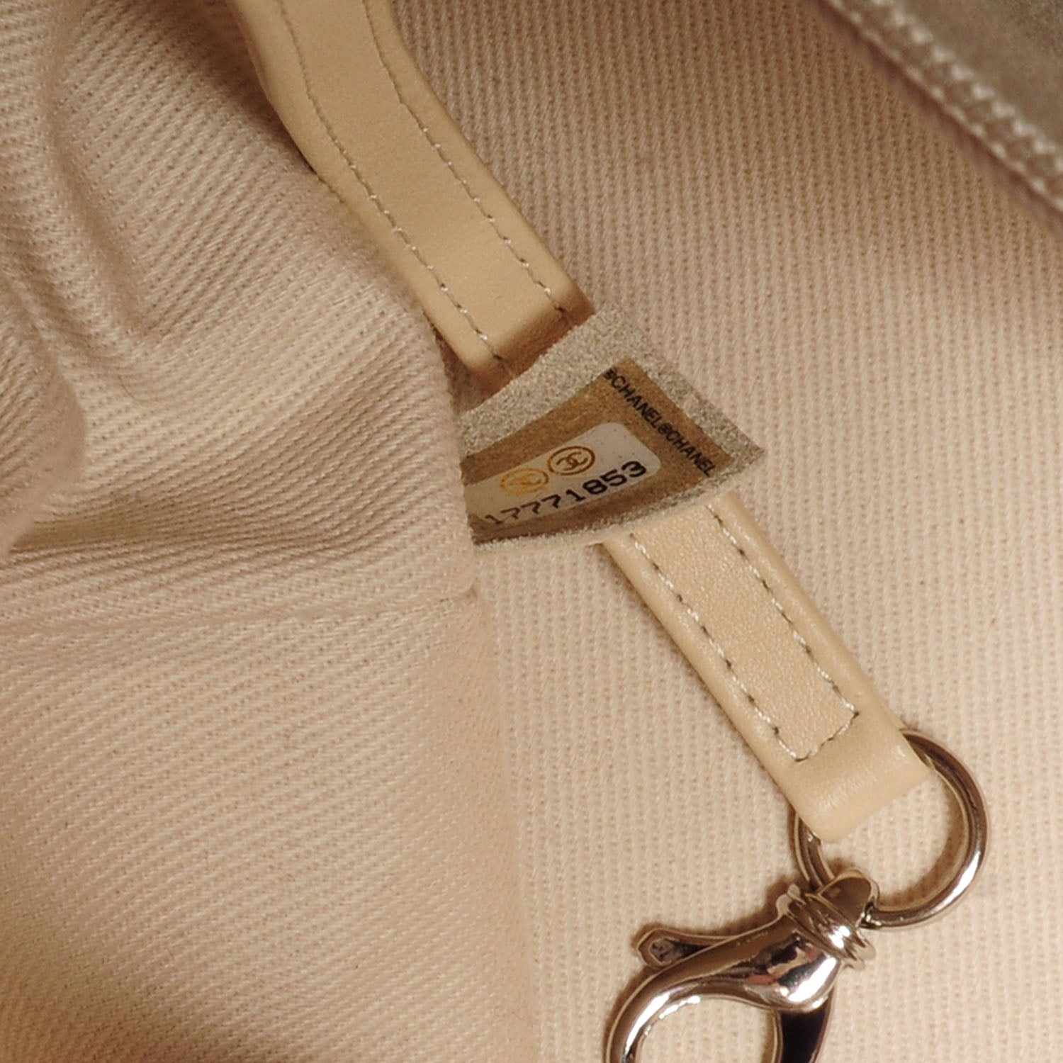 Chanel Calfskin Large Hamptons Flap Bag Red 8 of 8