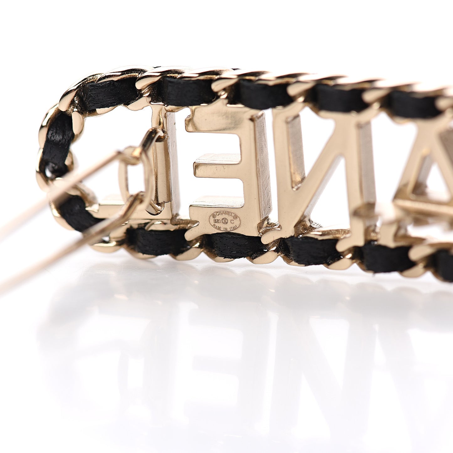 Metal Lambskin Vintage Allure Logo Hair Clip Black Gold