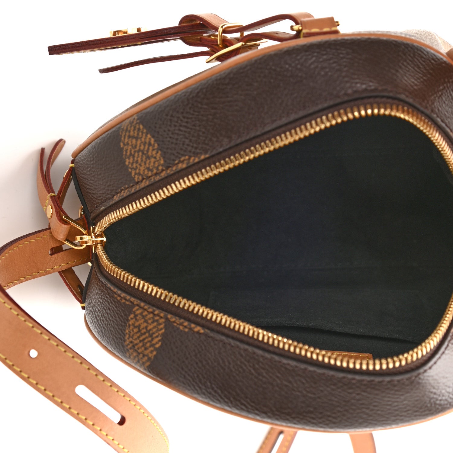 Louis Vuitton Reverse Monogram Giant Boite Chapeau Souple 5 of 7