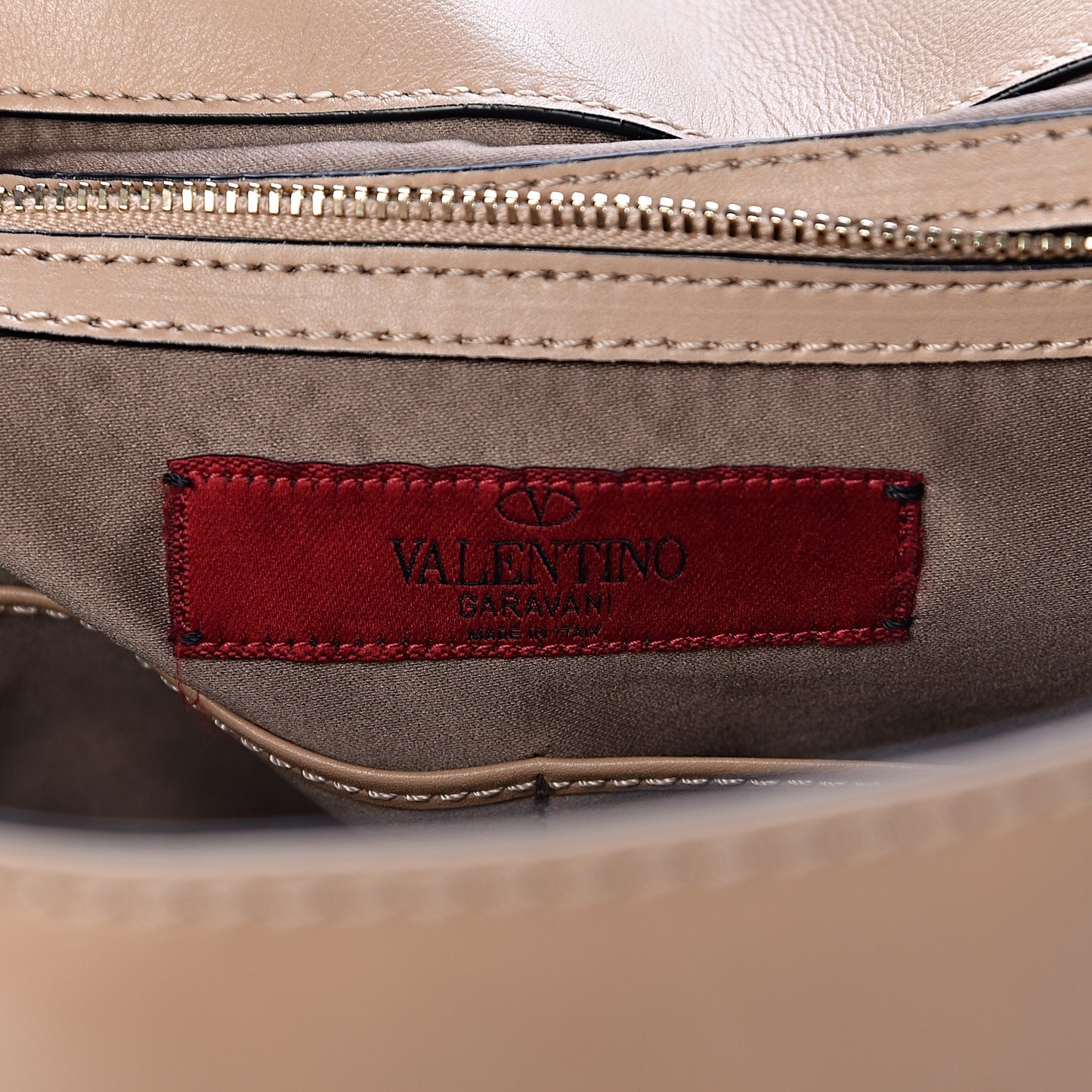 Vitello Large Rockstud Flap Satchel Poudre