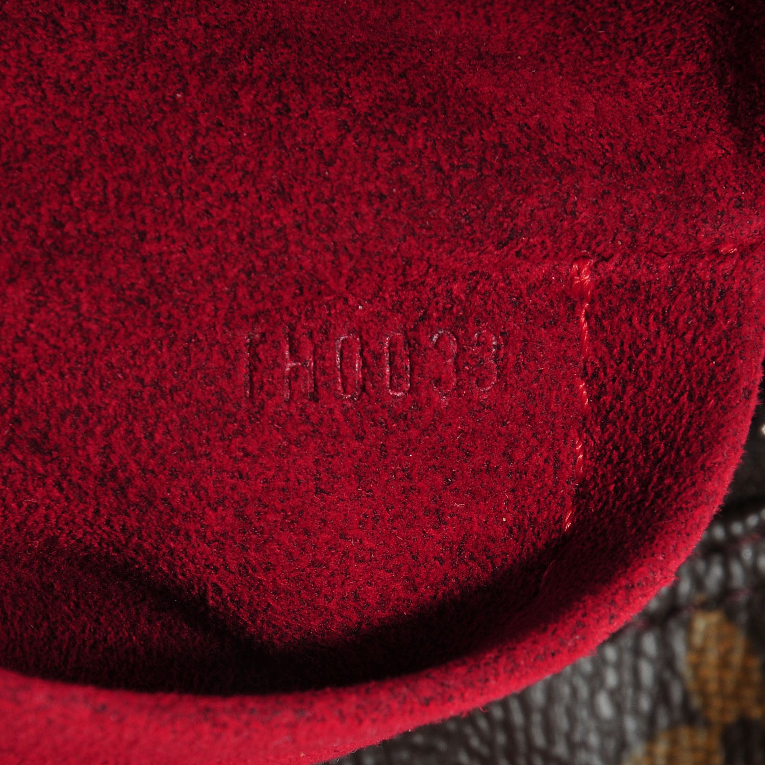 Louis Vuitton Monogram Croissant MM 8 of 8