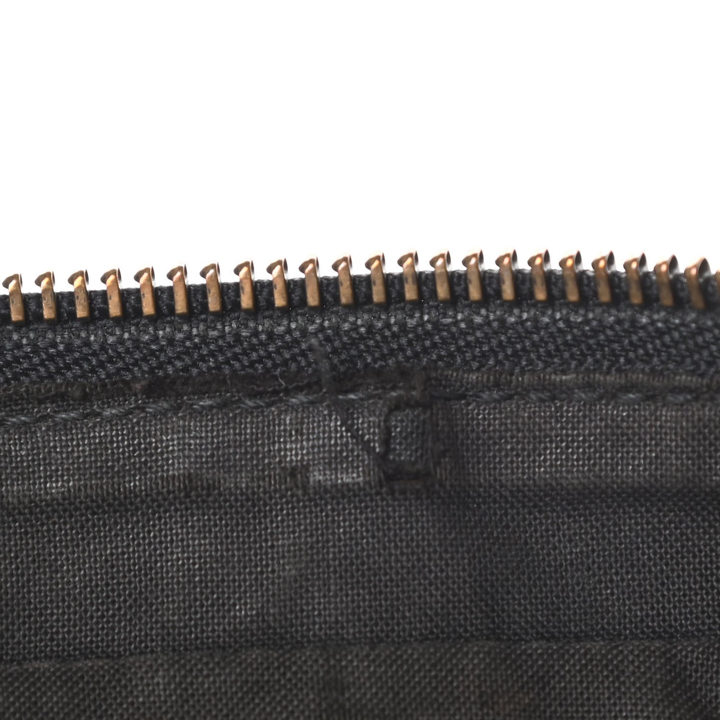 Chevre Classic Hardware First Black