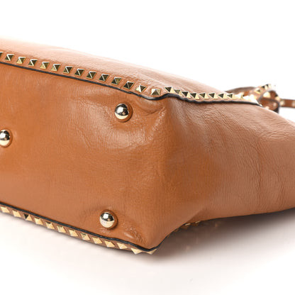 Valentino Garavani Textured Calfskin Medium Rockstud Tote Camel 8 of 11