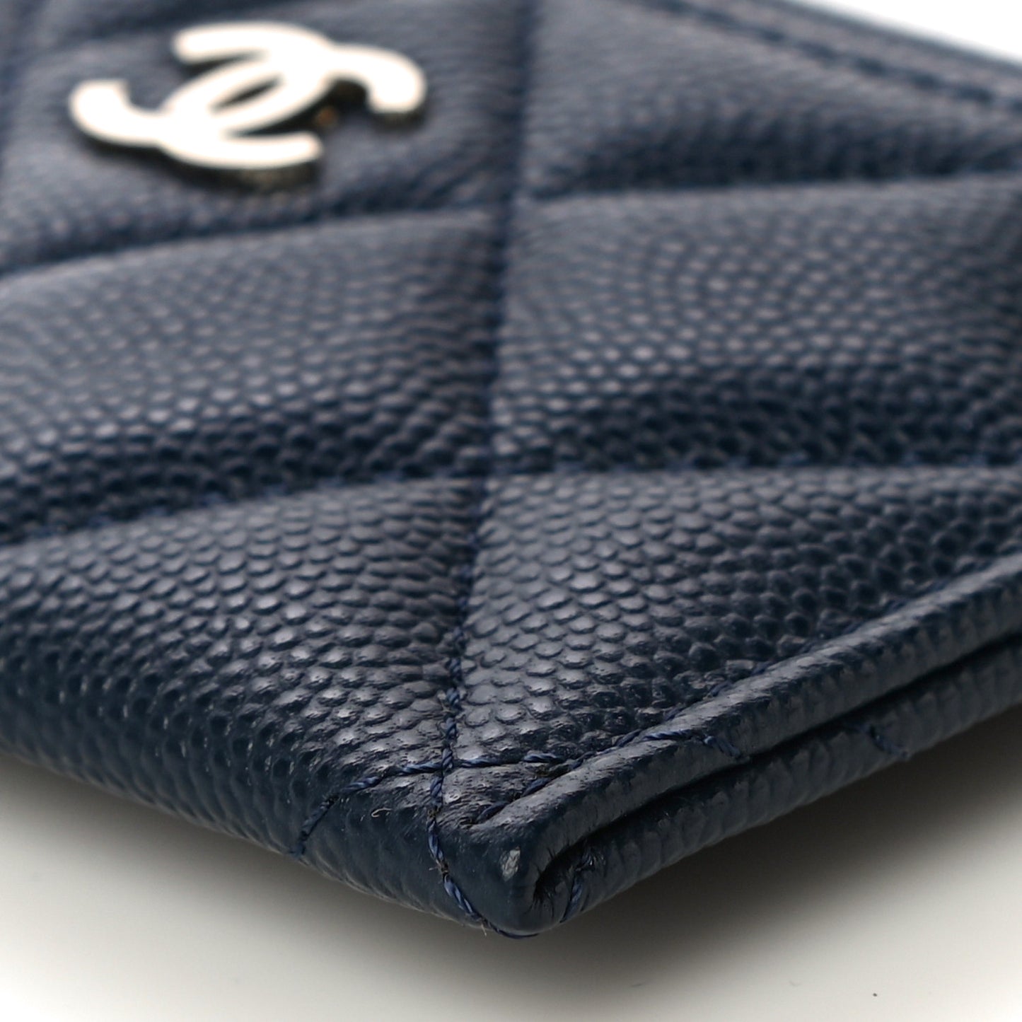 Caviar Quilted Card Holder Navy