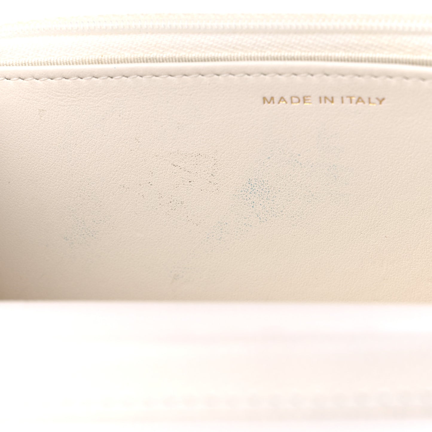 Caviar Quilted Wallet On Chain WOC White
