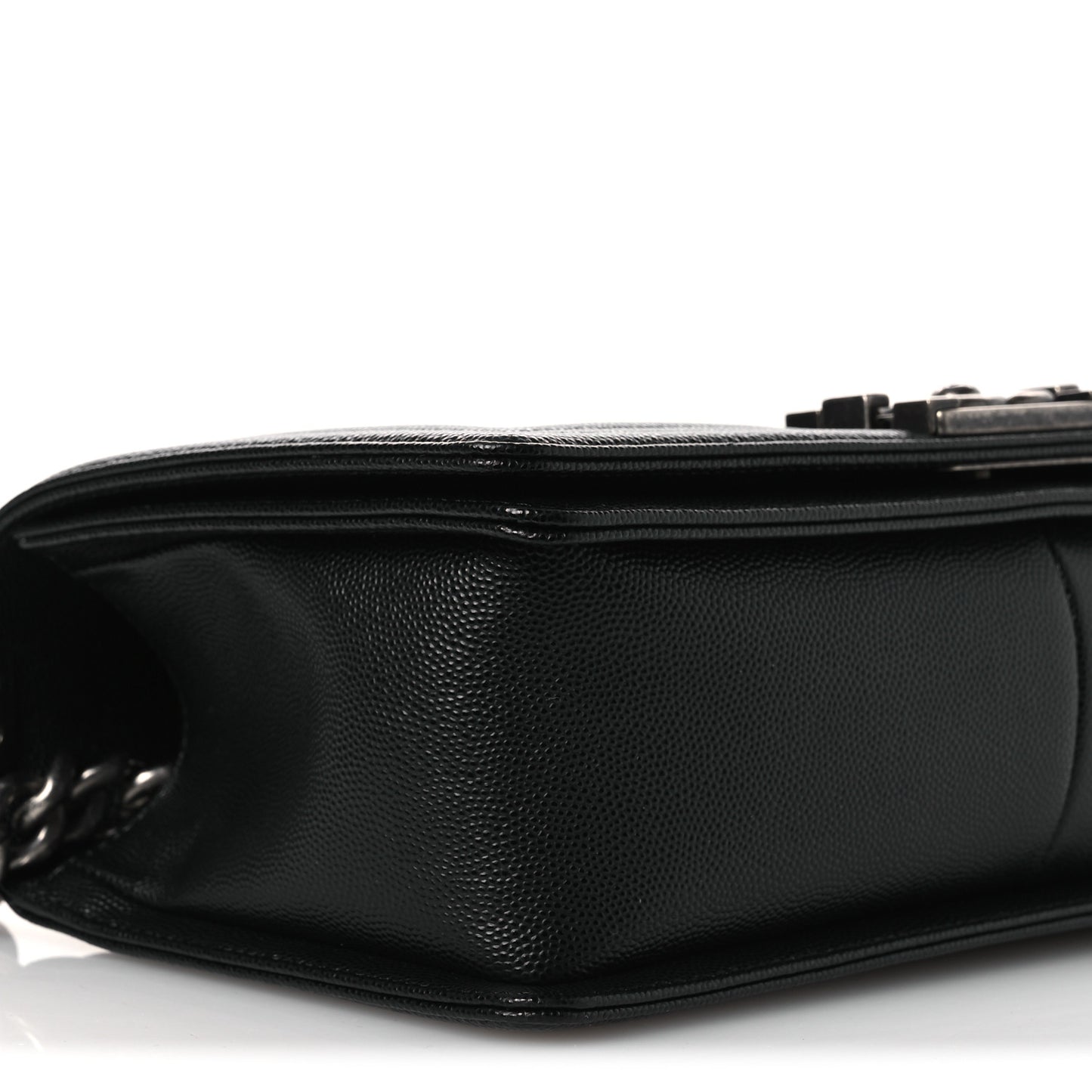 Caviar Quilted Medium Boy Flap Black