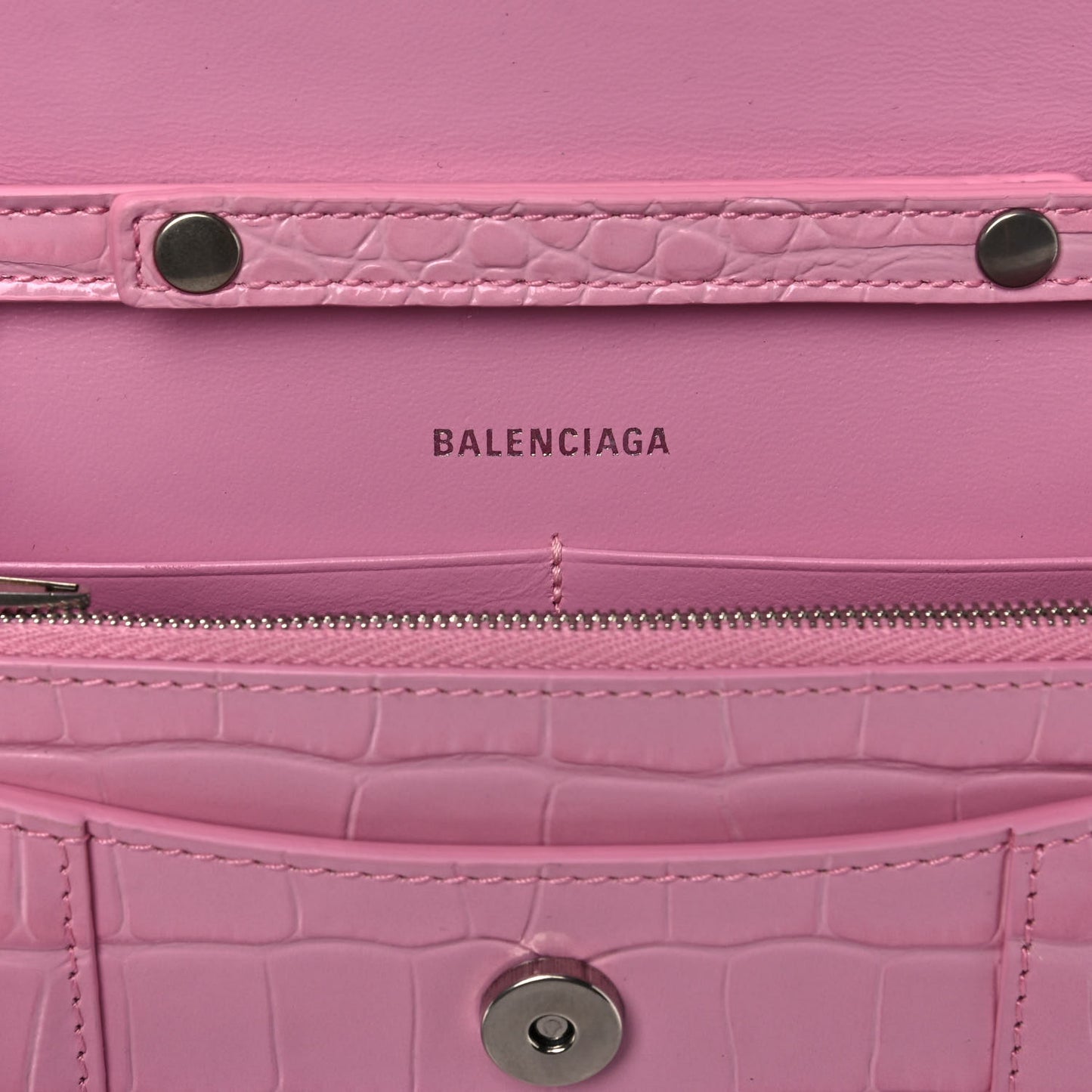 Shiny Calfskin Crocodile Embossed Hourglass Chain Bag Candy Pink