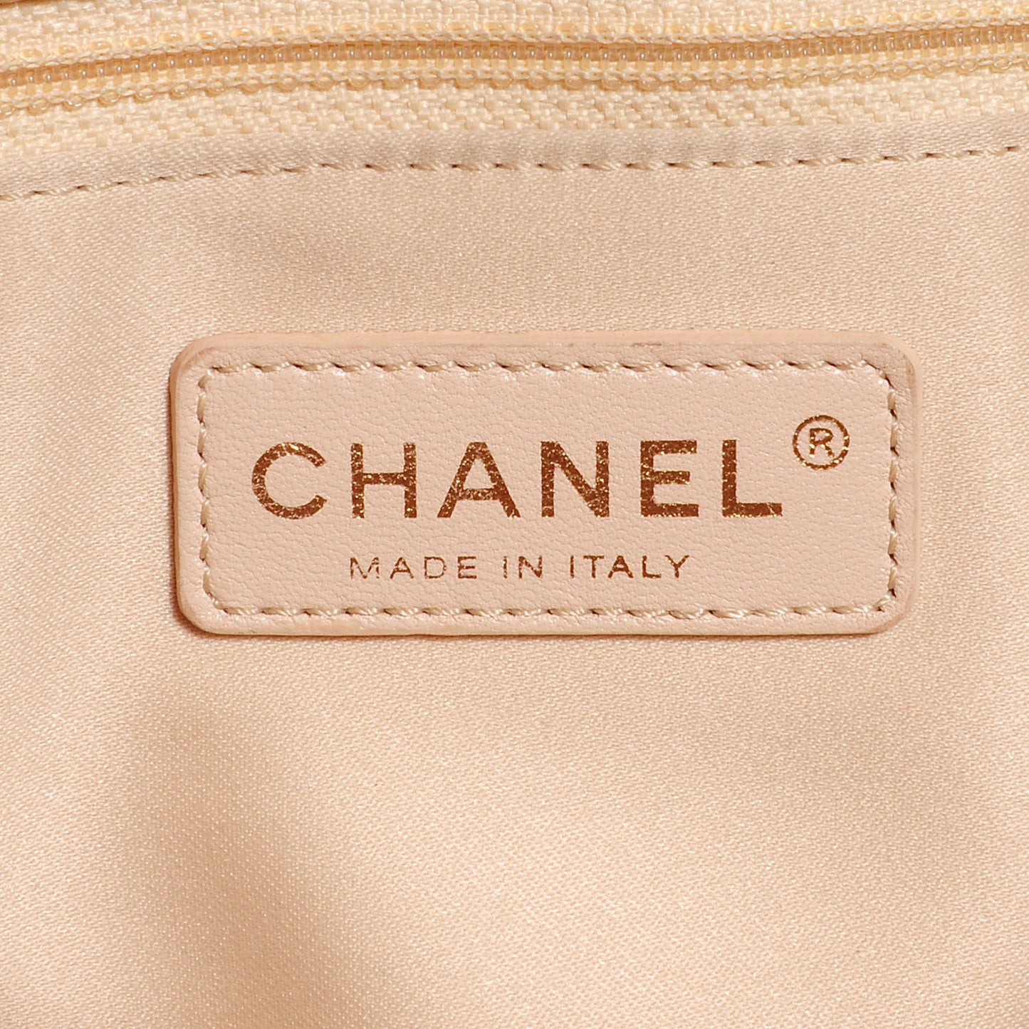 Caviar Grand Shopping Tote GST Beige Clair