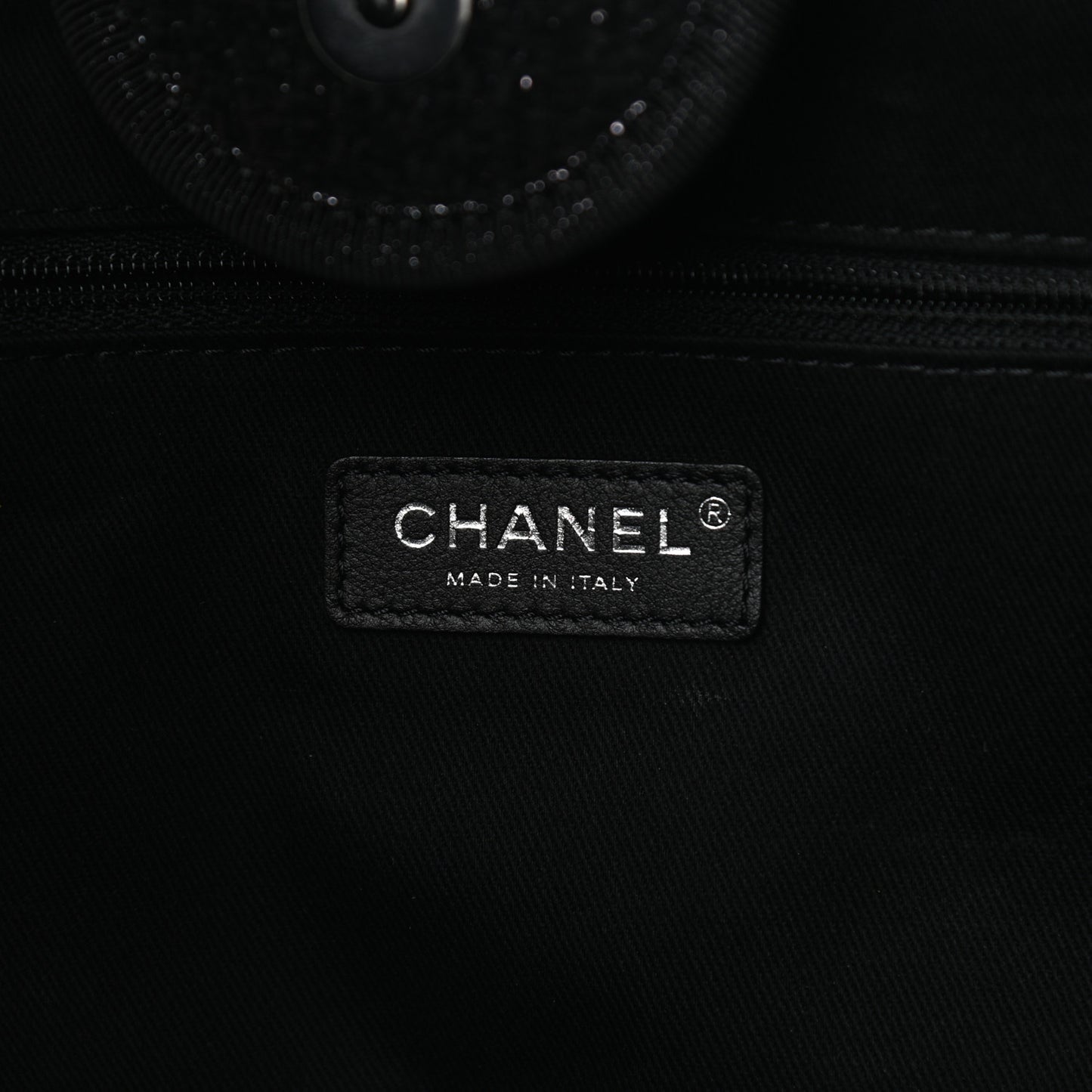 Lurex Boucle Medium Deauville Tote Black