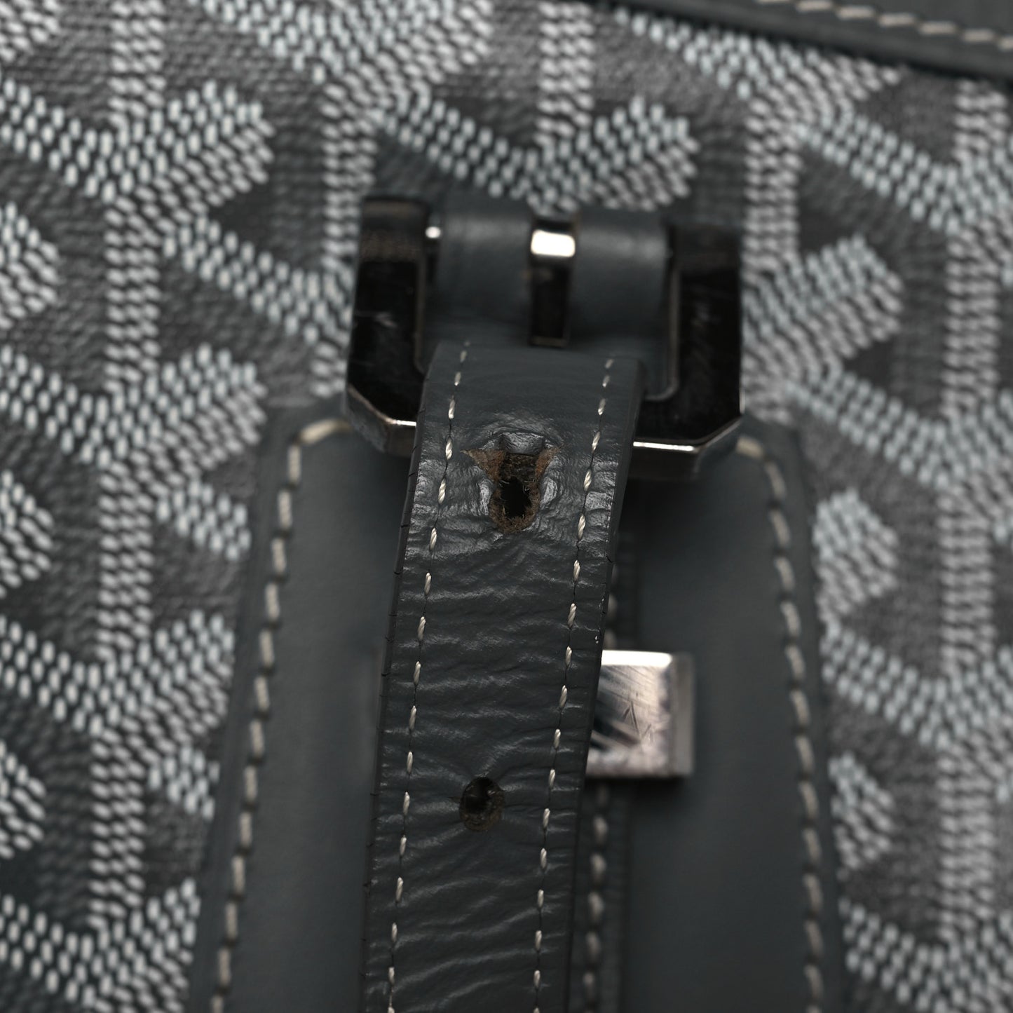 Goyardine Boeing 55 Grey