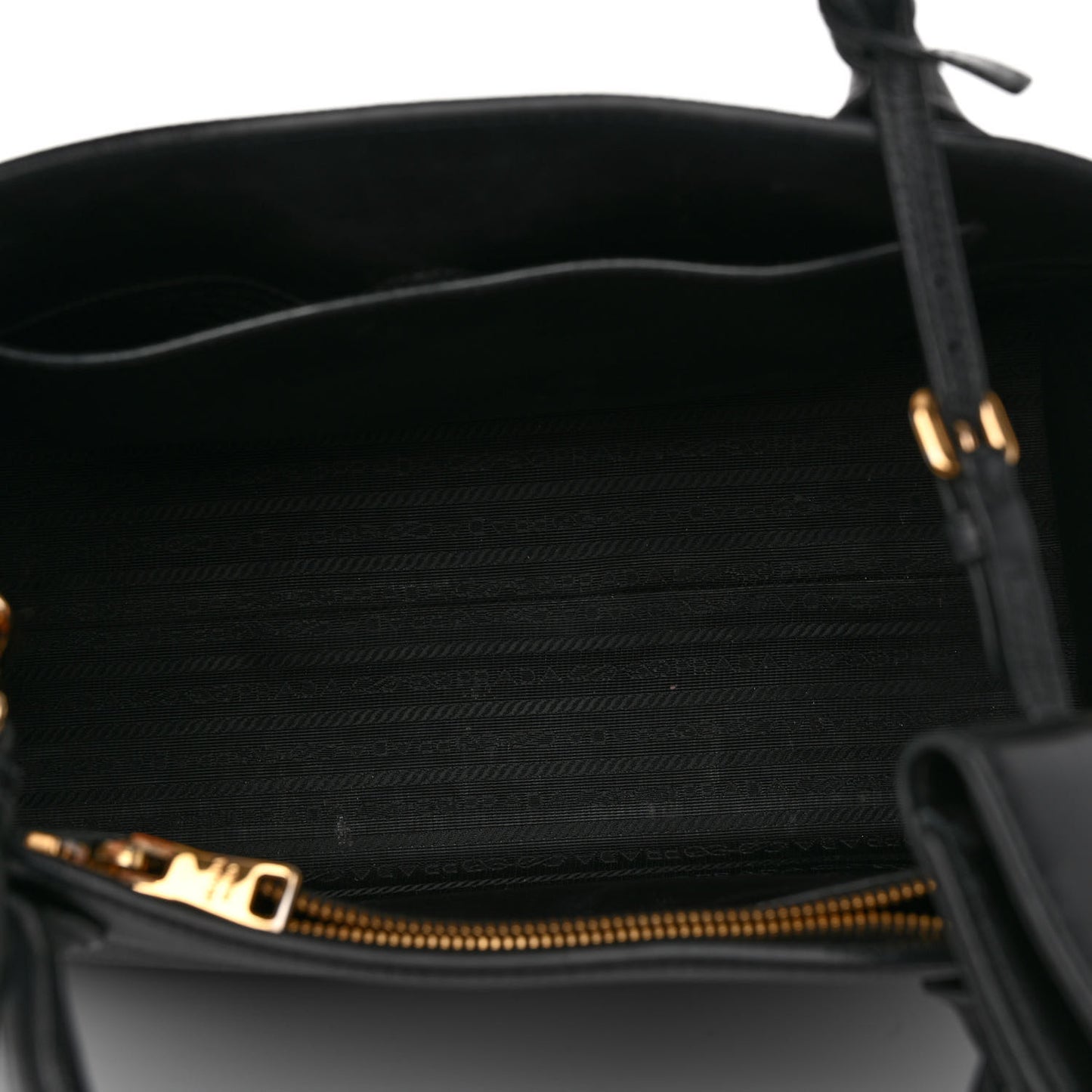 Saffiano Cuir Calfskin Medium Monochrome Top Handle Tote Black
