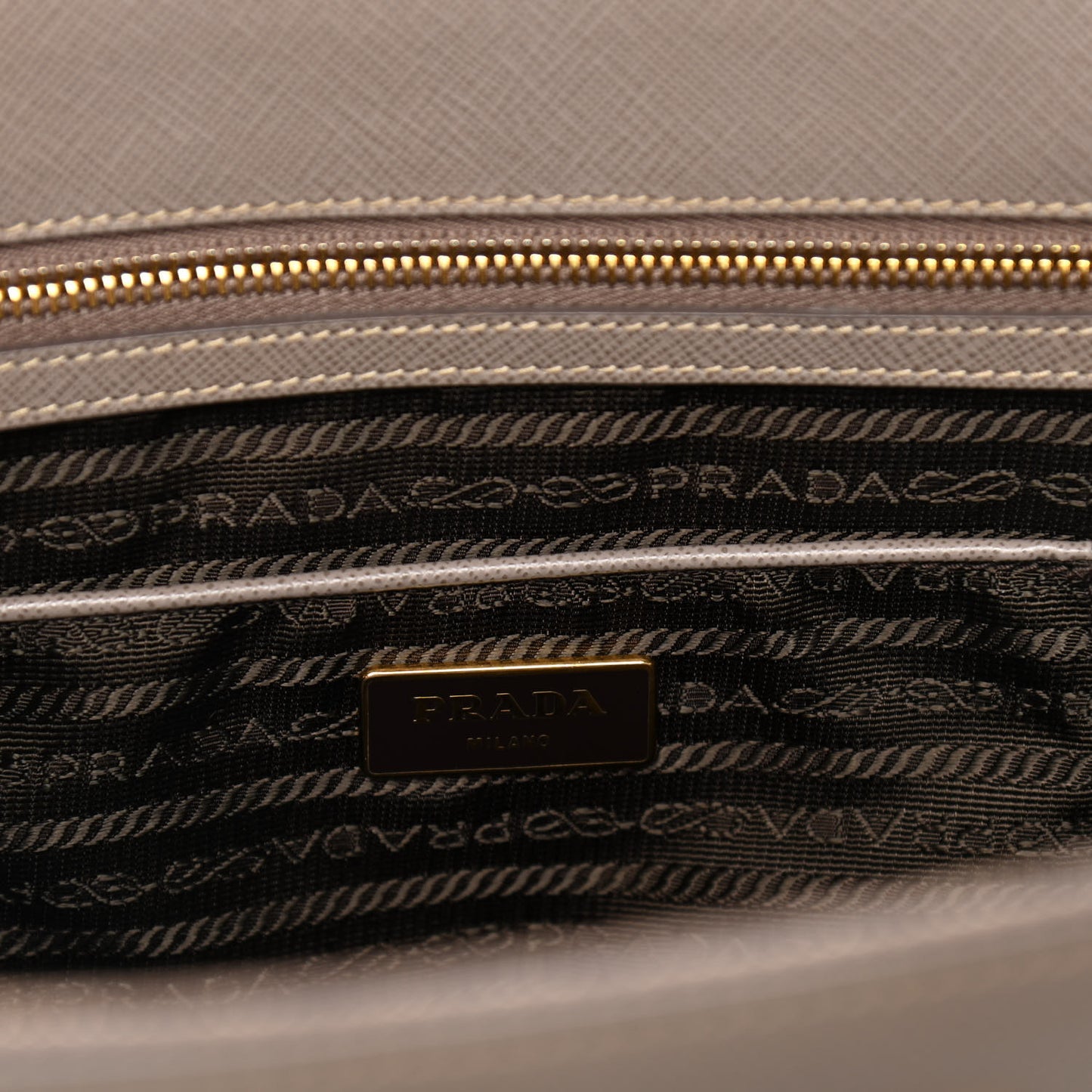 Saffiano Large Galleria Double Zip Tote Argilla