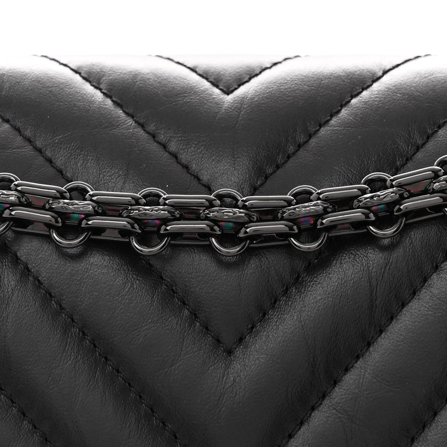 Aged Calfskin Chevron Quilted 2.55 Reissue 225 Flap So Black