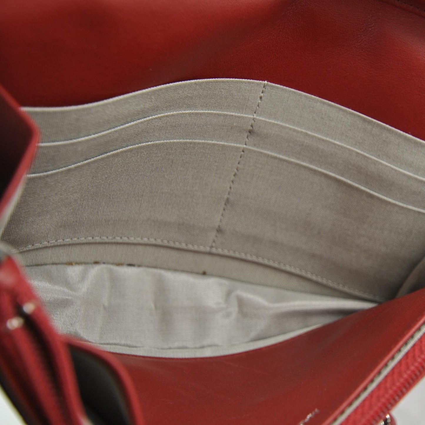 Patent Quilted Brilliant Wallet On Chain WOC Red