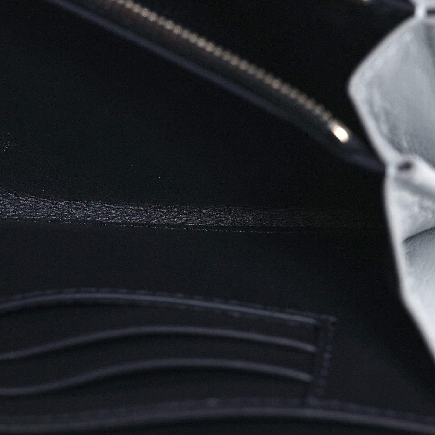 Mulberry Crinkled Calfskin Medium Darley Wallet Cloud 7 of 11