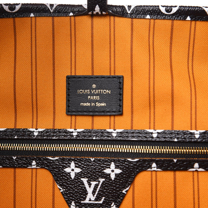 Louis Vuitton Monogram Giant Jungle Neverfull MM Black 6 of 10