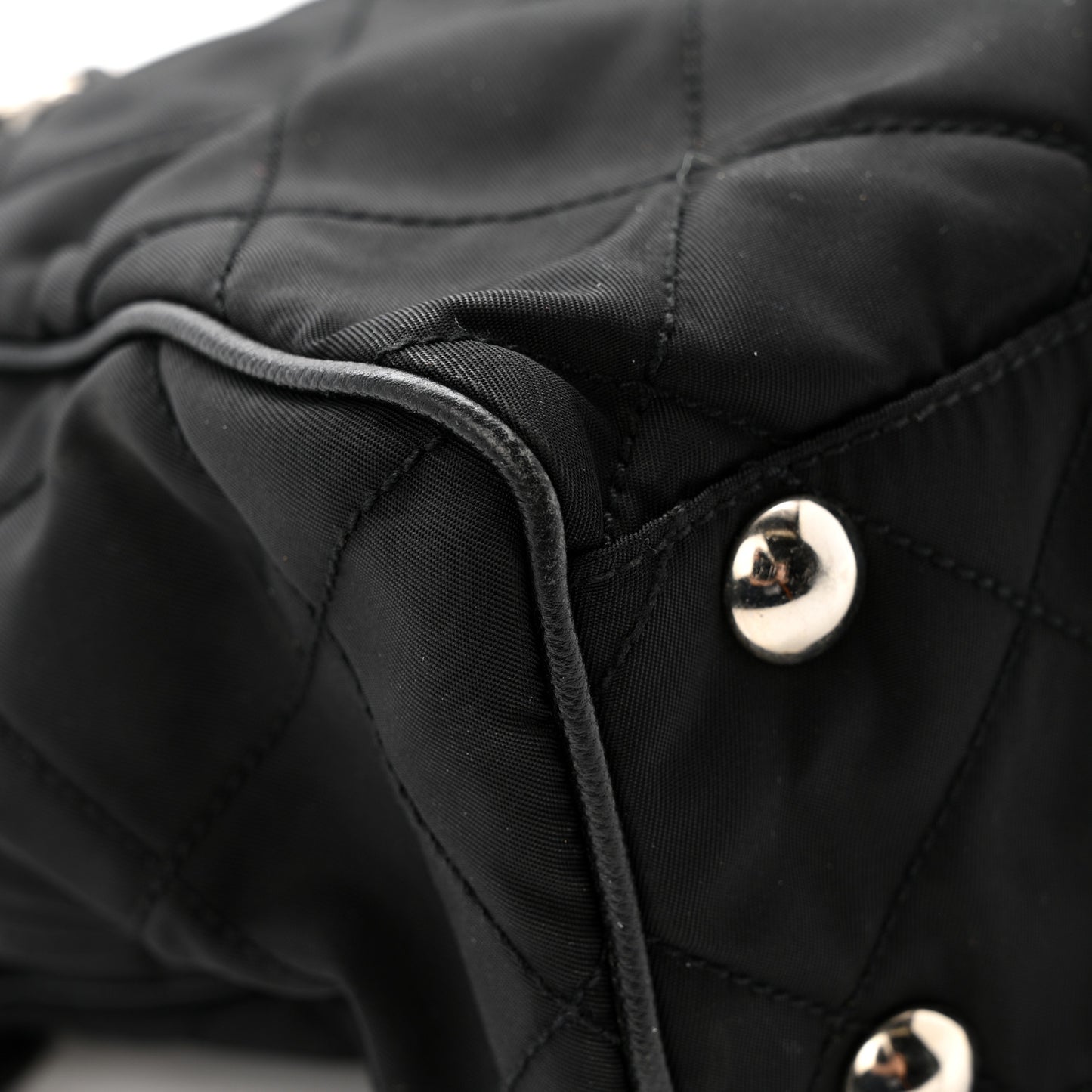Tessuto Nylon Impunturato Quilted Shopping Tote Black