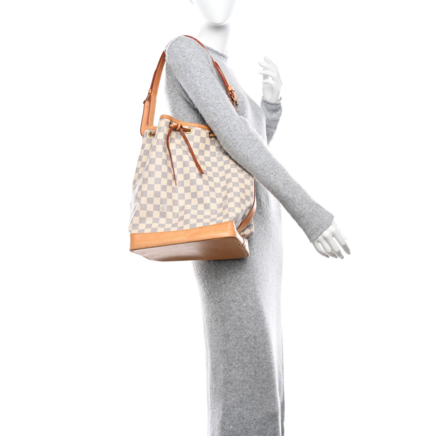 Louis Vuitton Damier Azur Noe 2 of 9