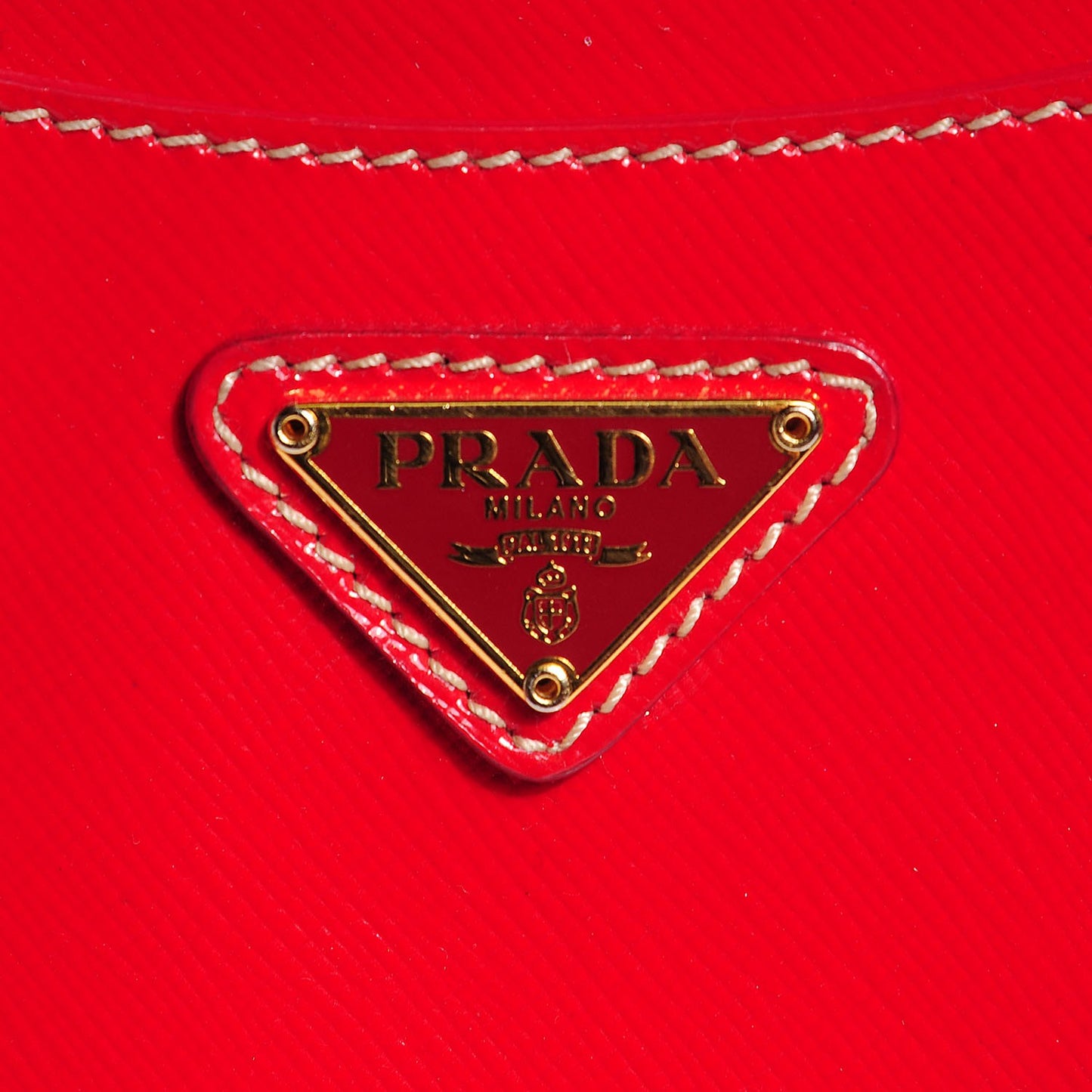 Saffiano Vernice Crossbody Flap Bag Rosso