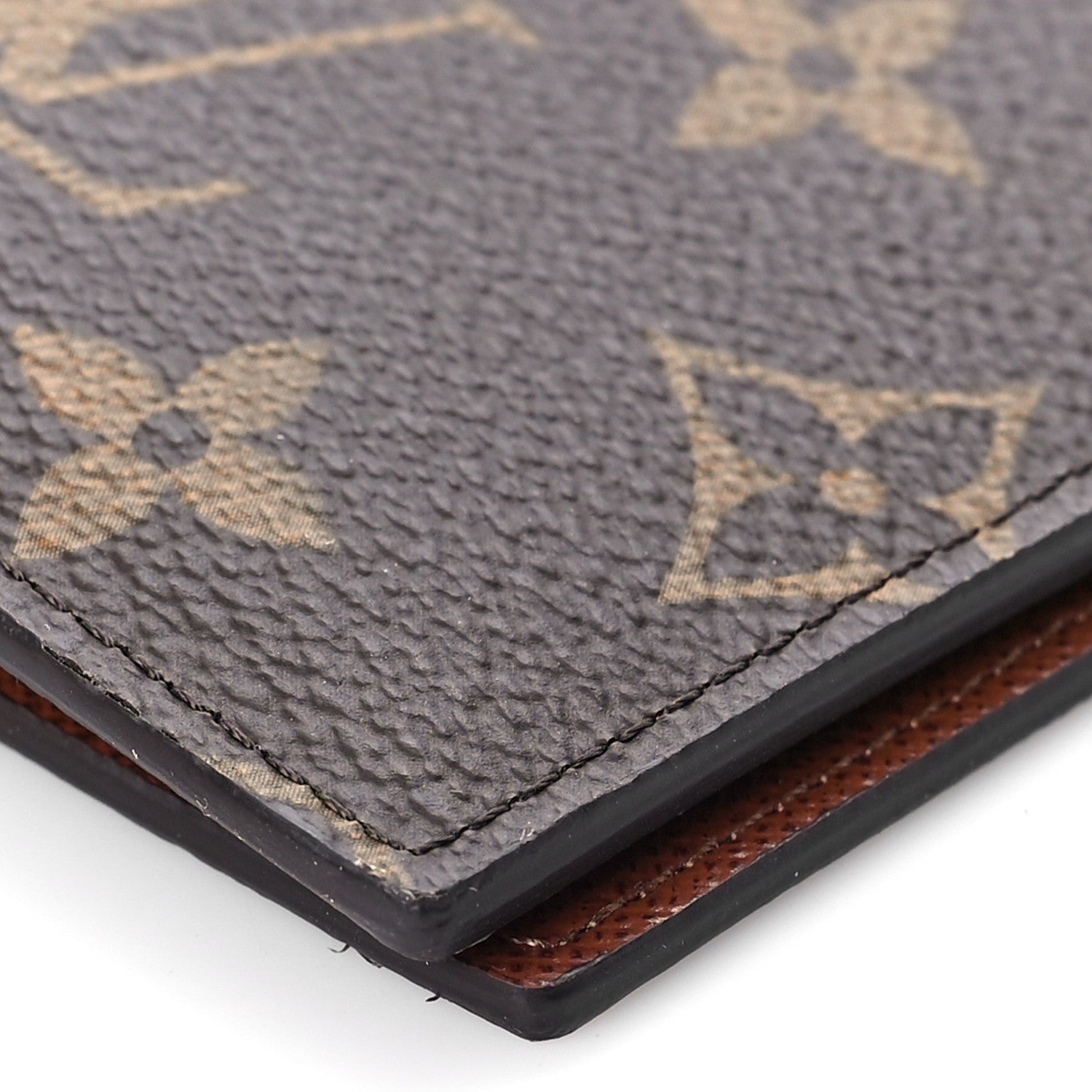 Louis Vuitton Monogram Passport Cover 8 of 9