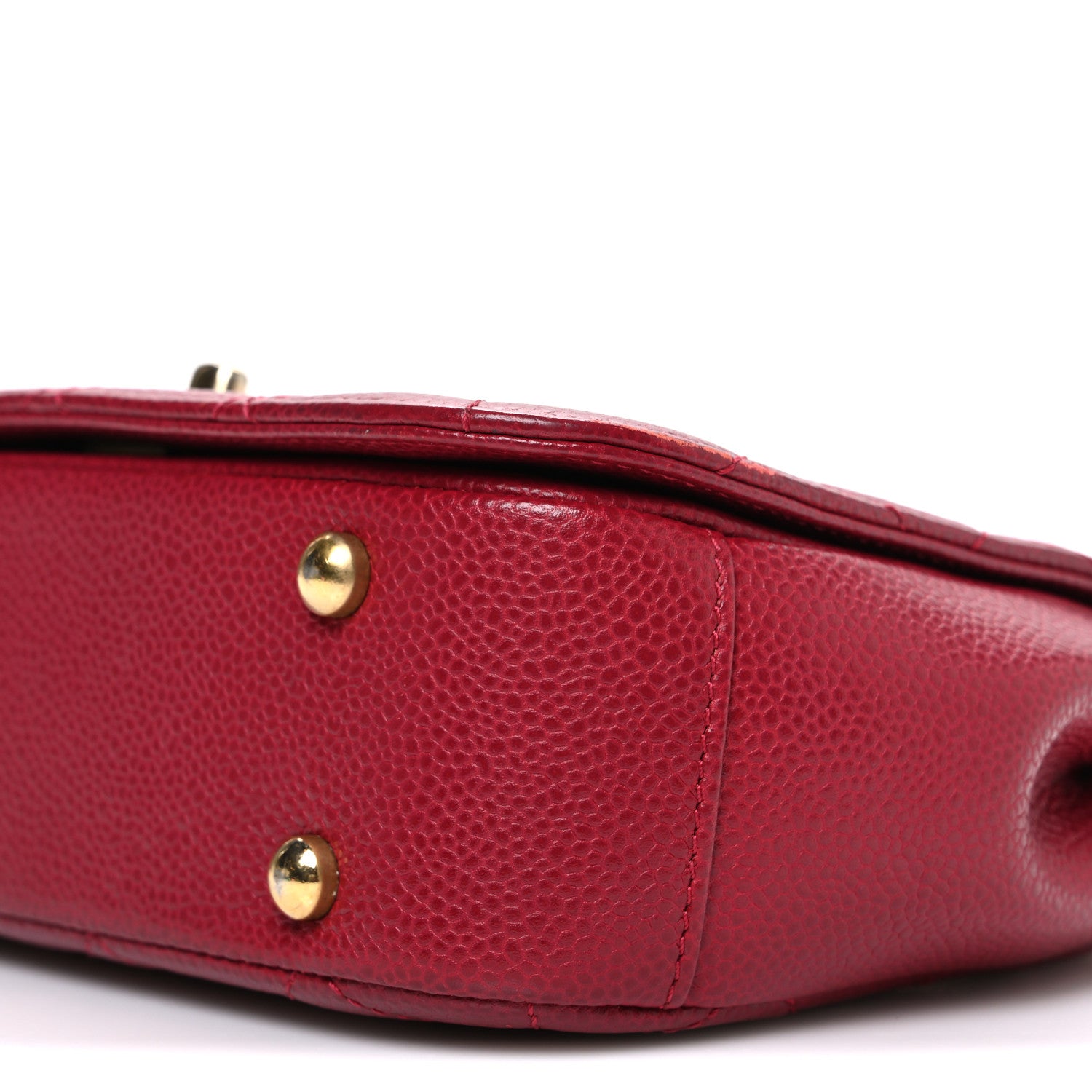 シャネル　VINTAGE MINI RED CAVIAR CAMERA BAG Chanel Caviar Mini Carry Around Flap Bag Red 1801257 – FASHIONPHILE