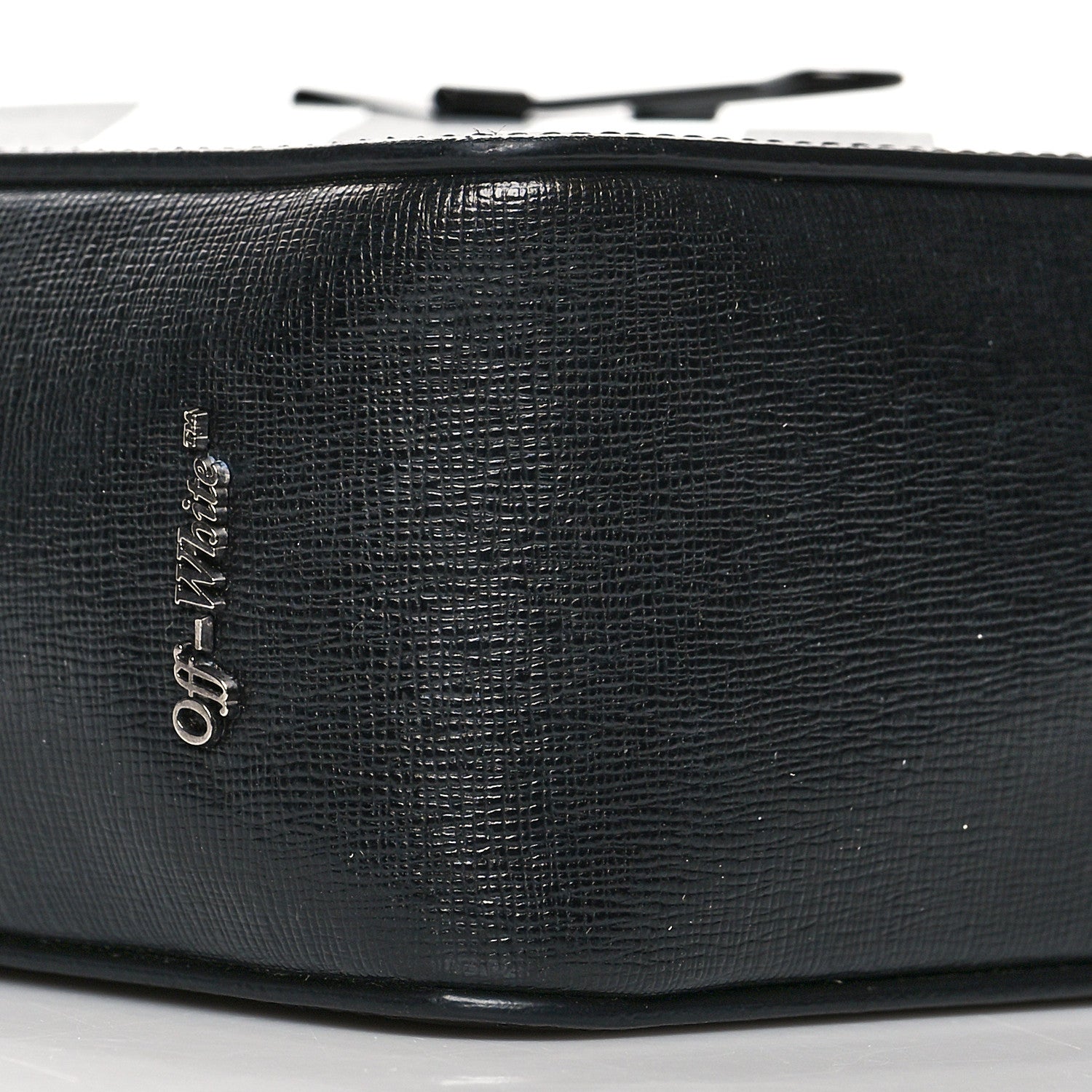 Off-White Saffiano Striped Diag Binder Belt Bag Black White 5 of 9
