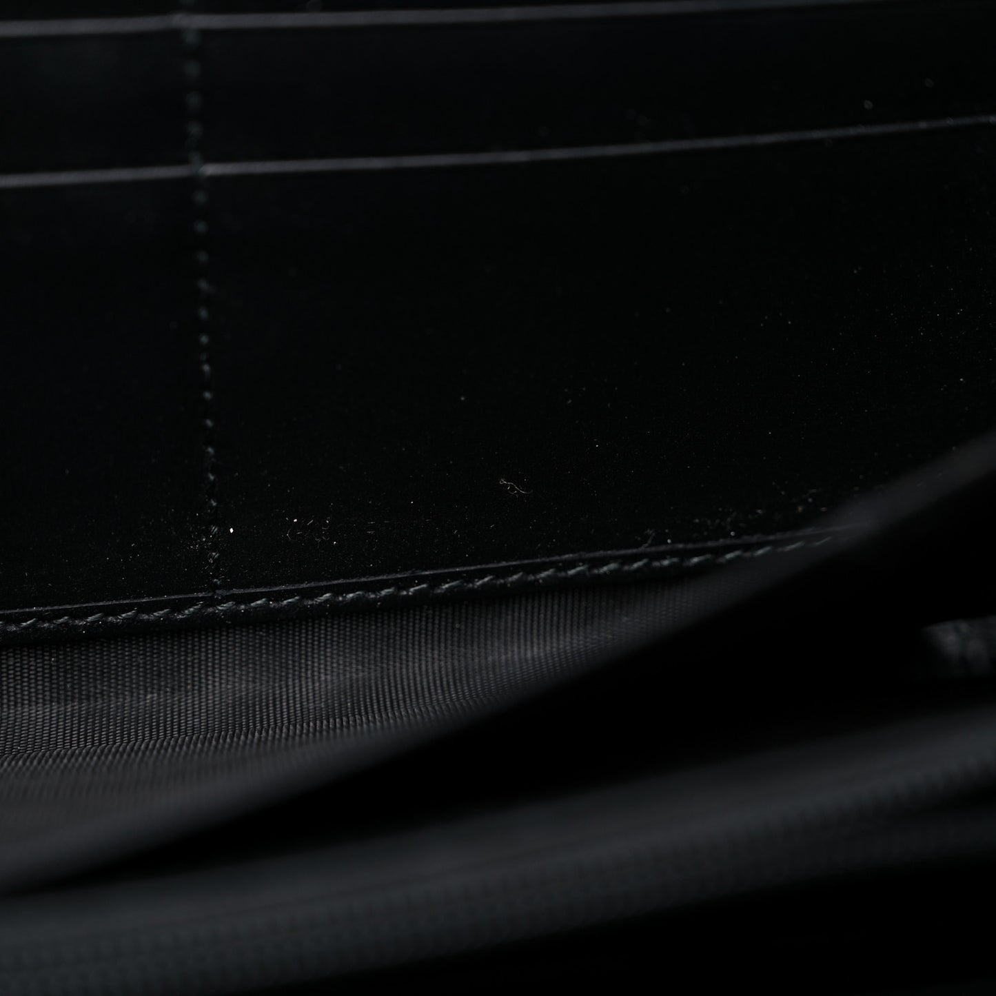 Guccissima Signature Microguccissima Bree Zip Around Wallet Black
