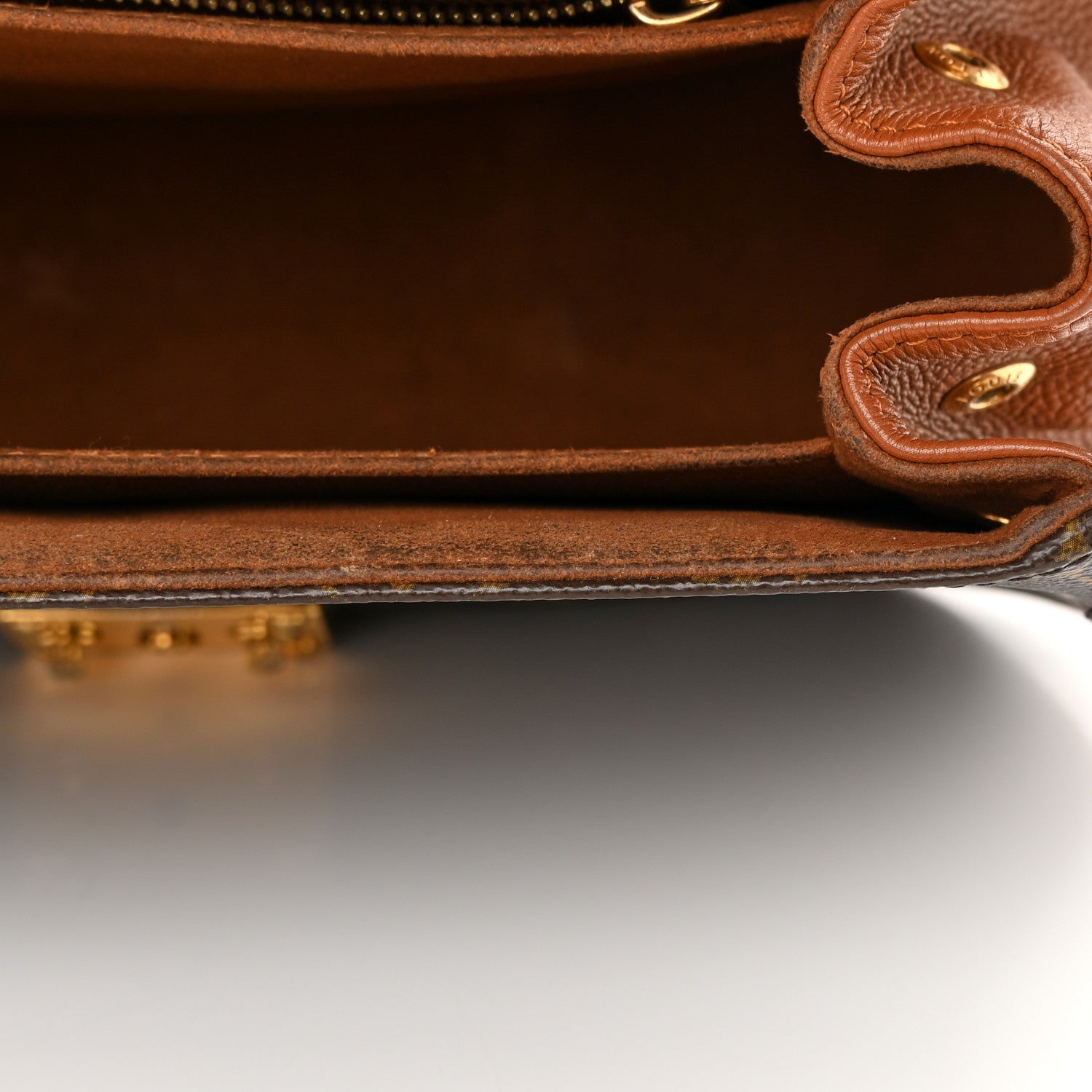 Louis Vuitton Monogram Eden MM Camel 14 of 26