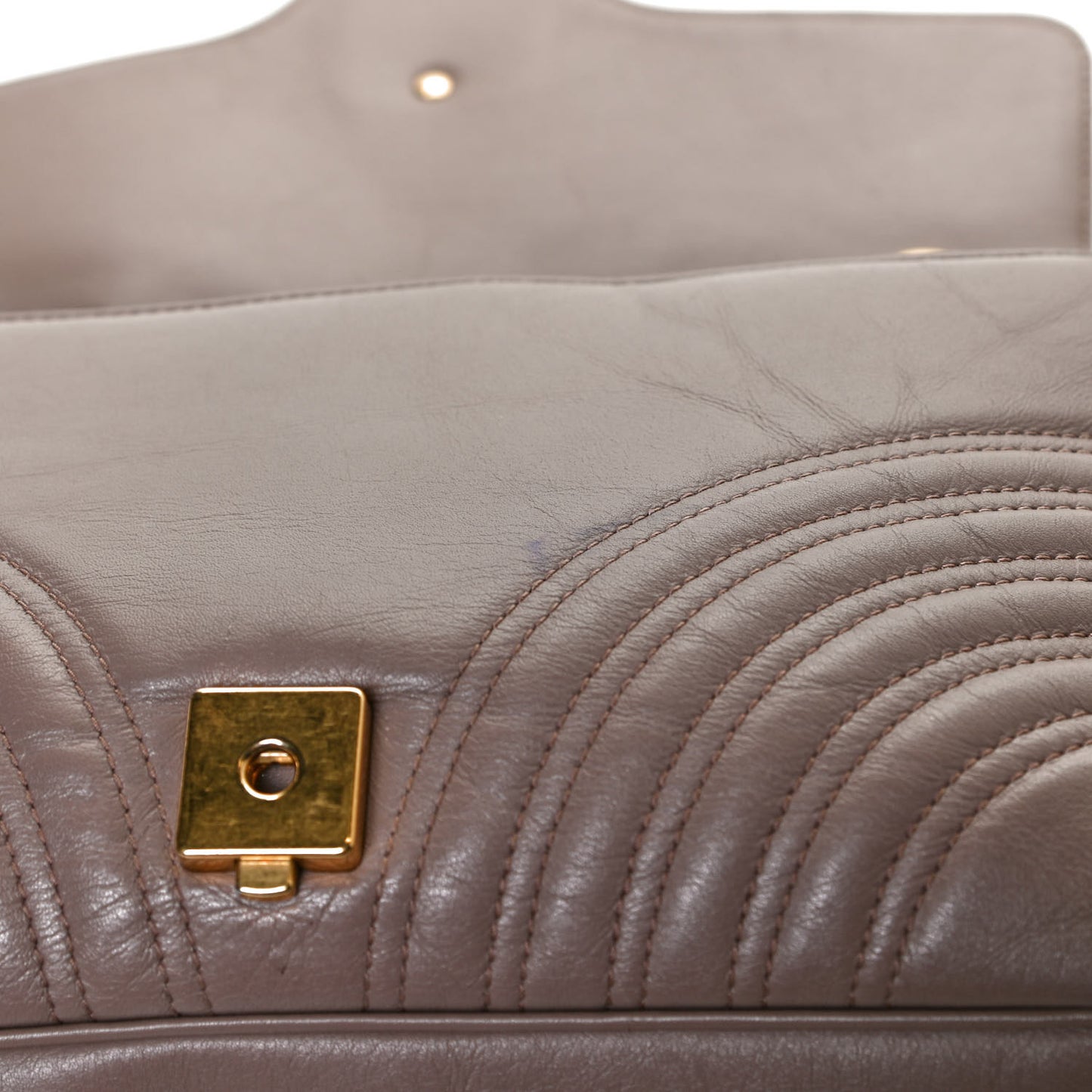 Calfskin Matelasse Medium GG Marmont Shoulder Bag Porcelain Rose