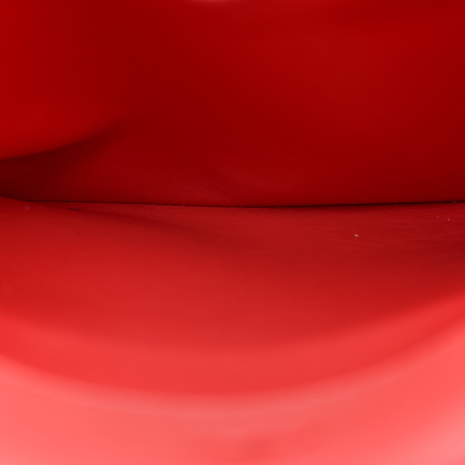 Louis Vuitton Taurillon City Steamer MM Rubis 6 of 12