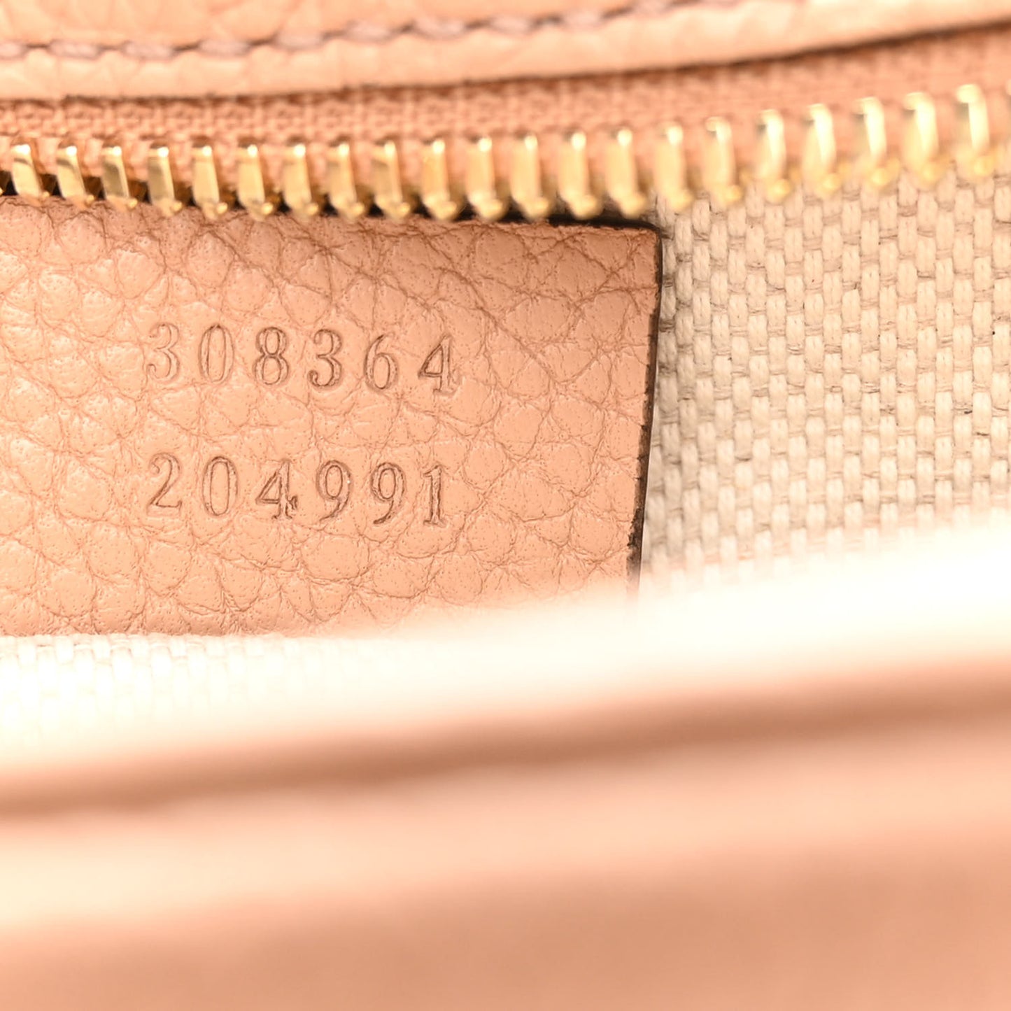 Pebbled Calfskin Small Soho Disco Bag Camelia