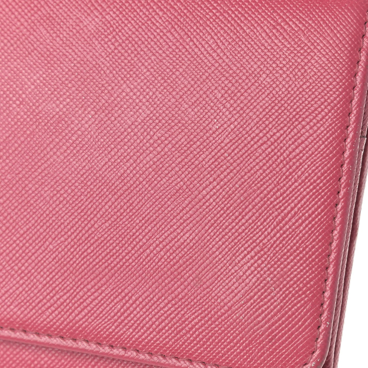 Saffiano Metal Oro Chain Wallet Ibisco
