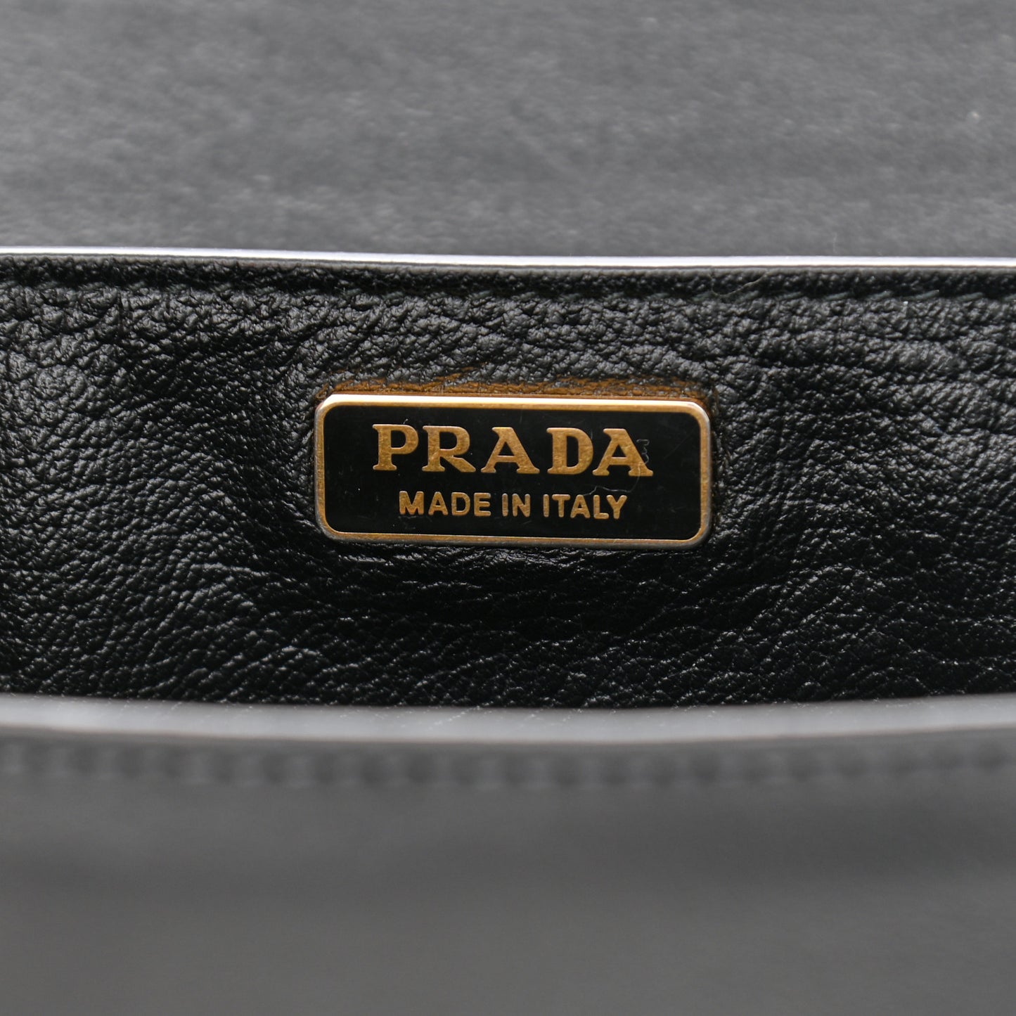 City Calf Saffiano Cahier Bag Black