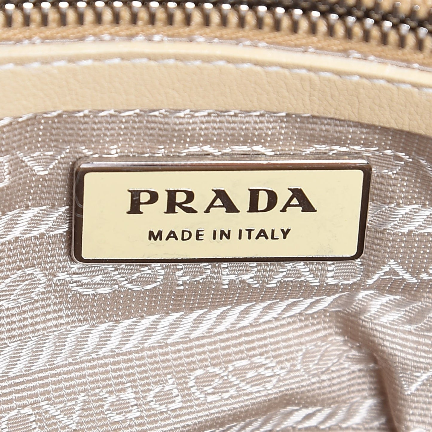 Buffalo Easy Foldover Pushlock Satchel Cream