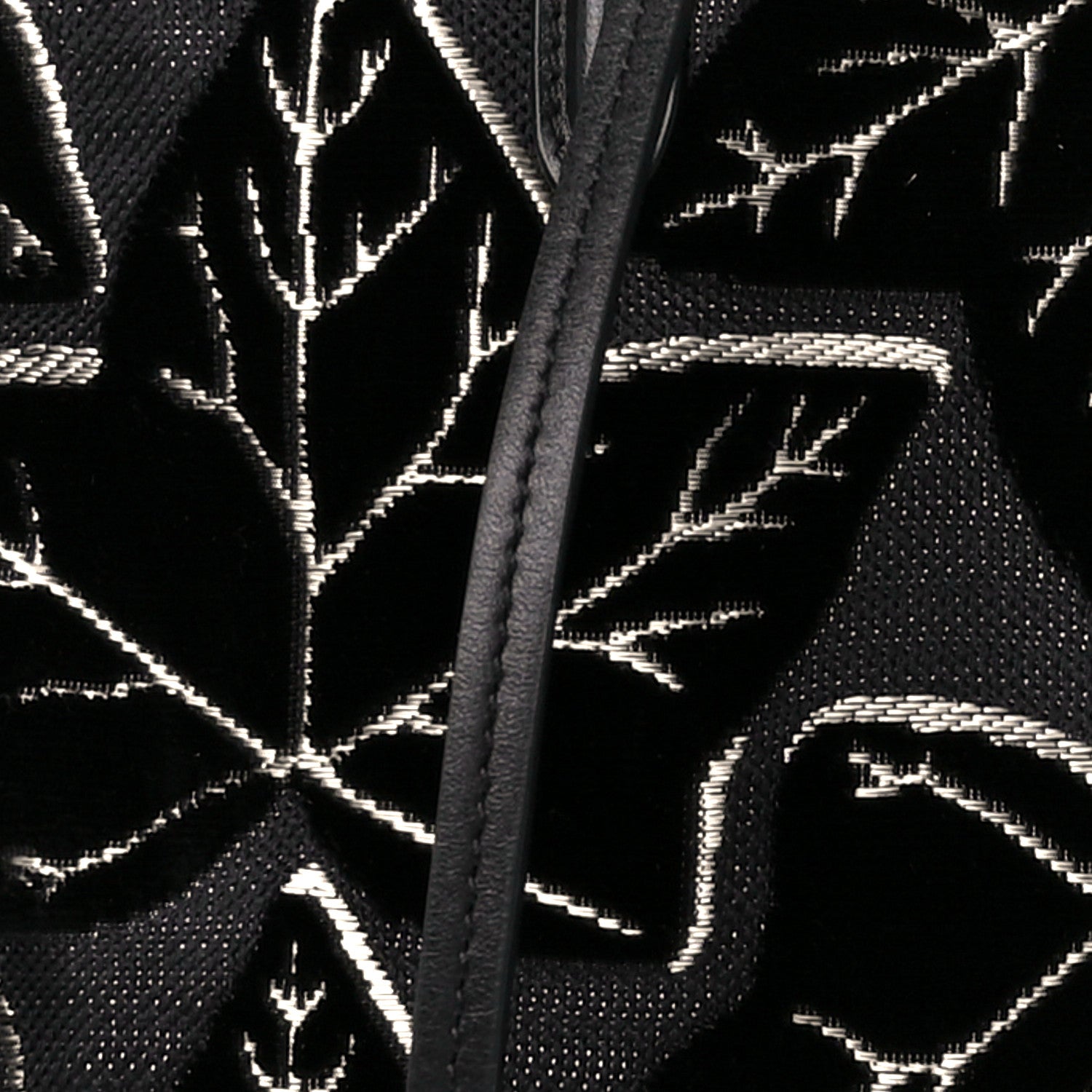 Alexander McQueen Velvet Shopper Tote Black 9 of 12