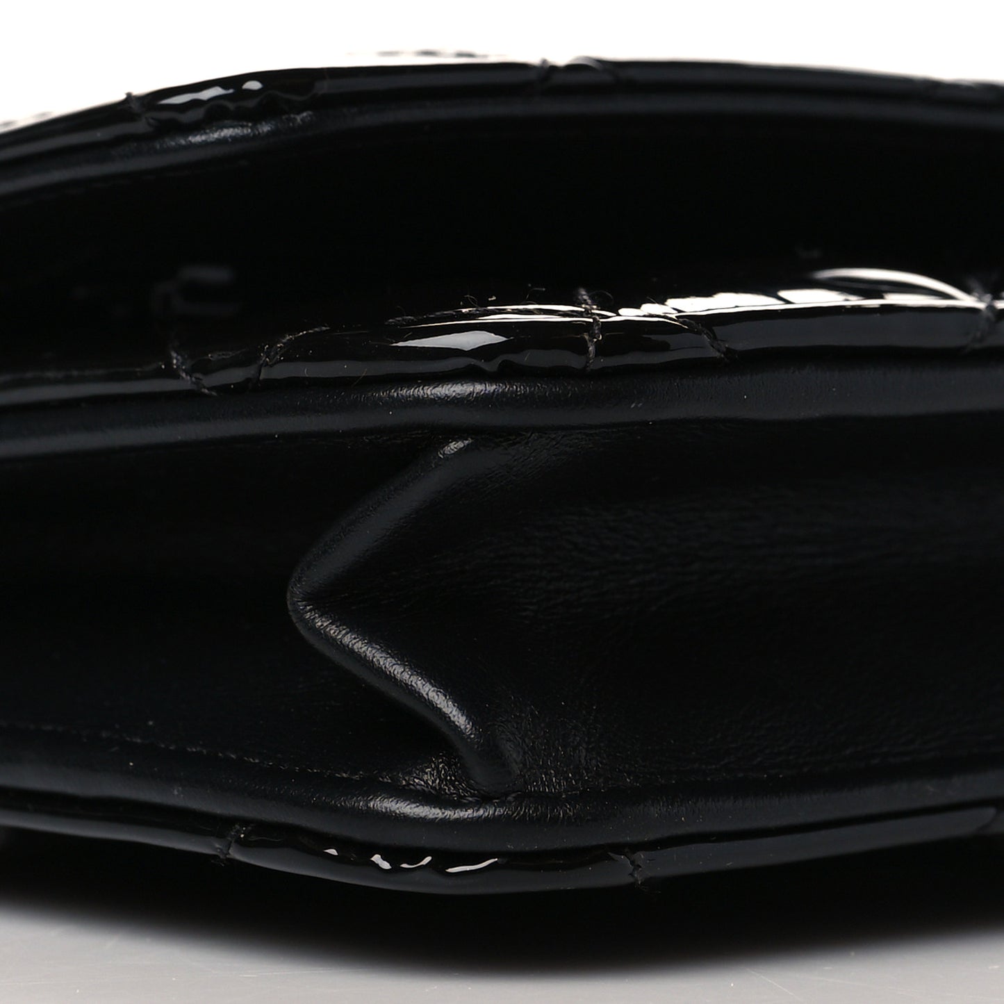 Patent Quilted Wallet On Chain WOC Black