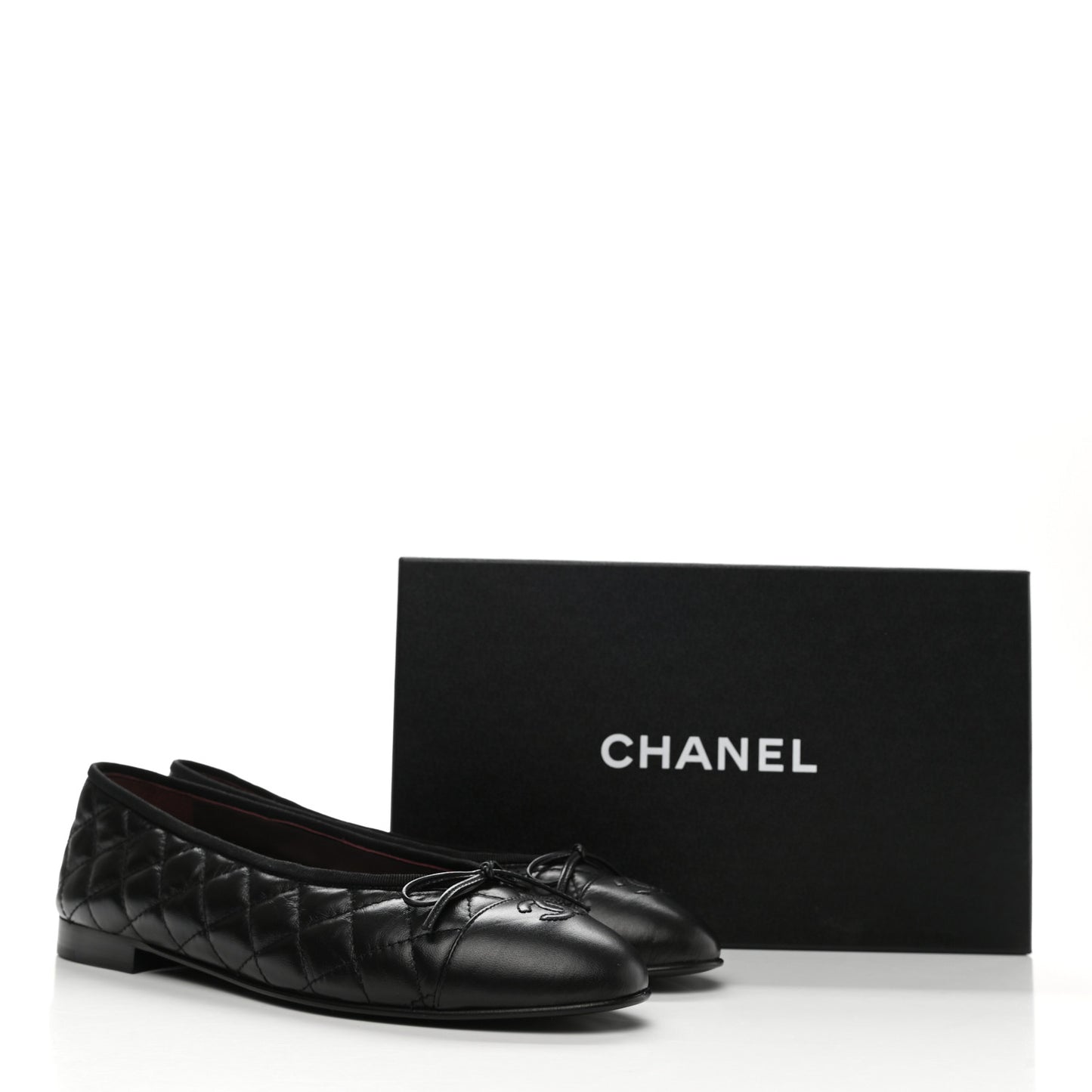 Aged Calfskin Quilted CC Cap Toe Ballerina Flats 40.5 Black
