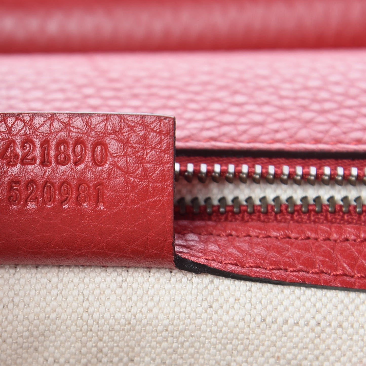 Calfskin Small GG Marmont Top Handle Bag Vulcanic Red